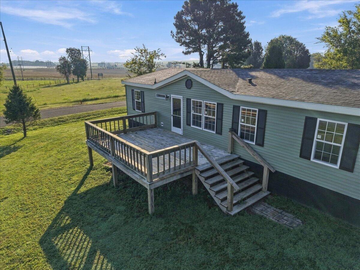 107 Breezy Loop Property Photo 30