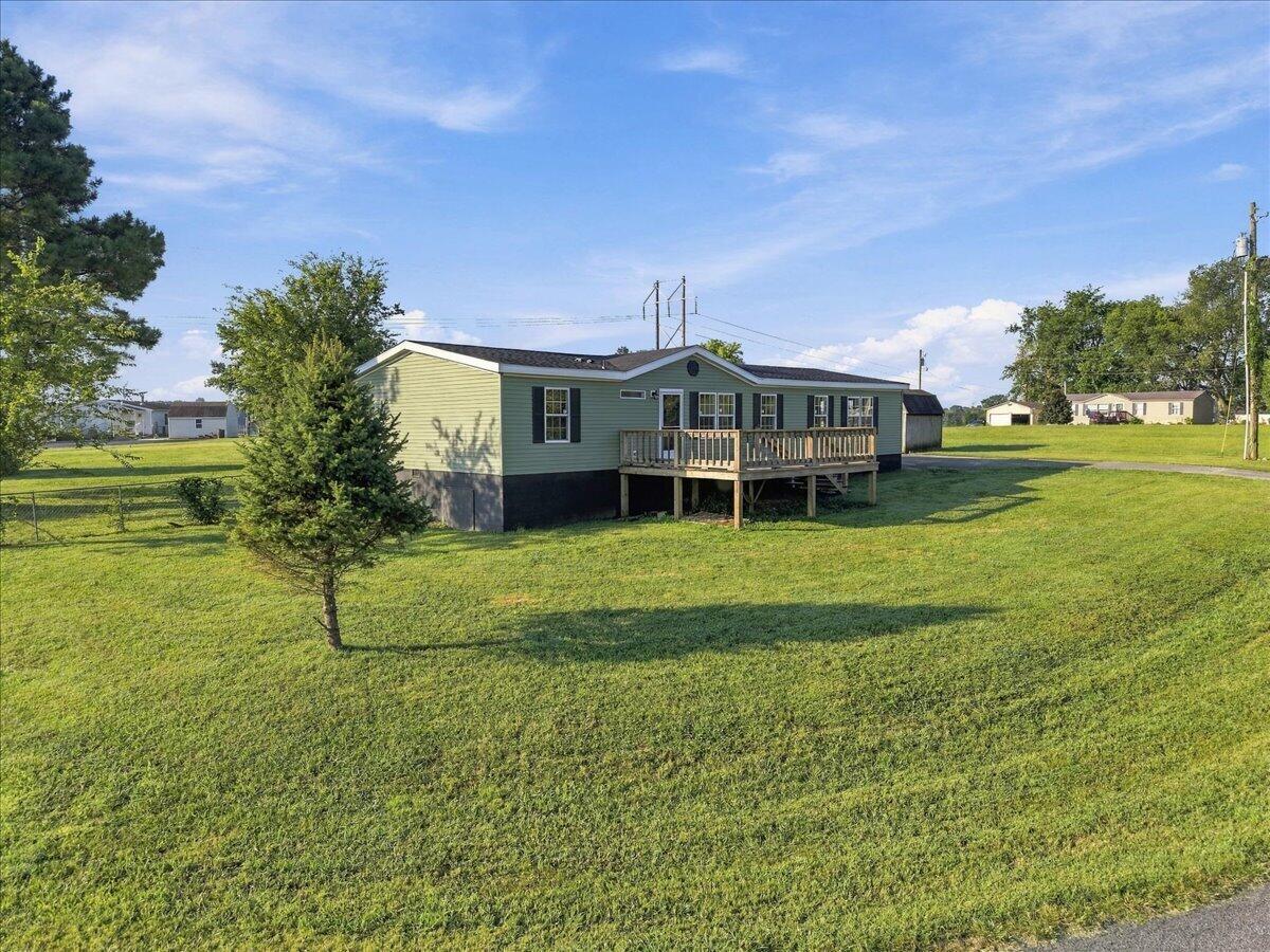 107 Breezy Loop Property Photo 31