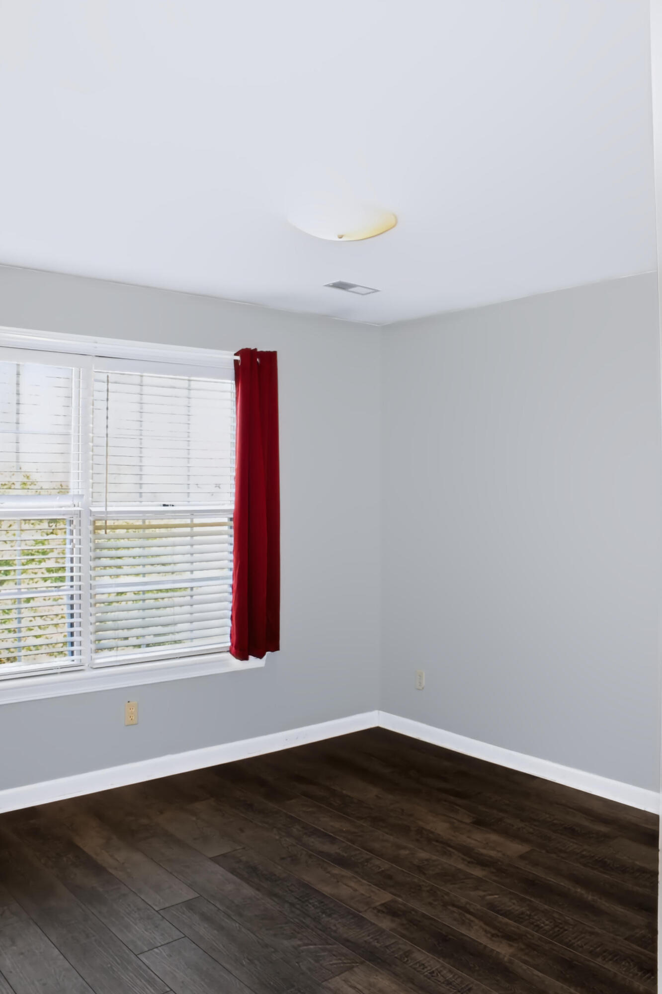 2007 Longview Drive Property Photo 12