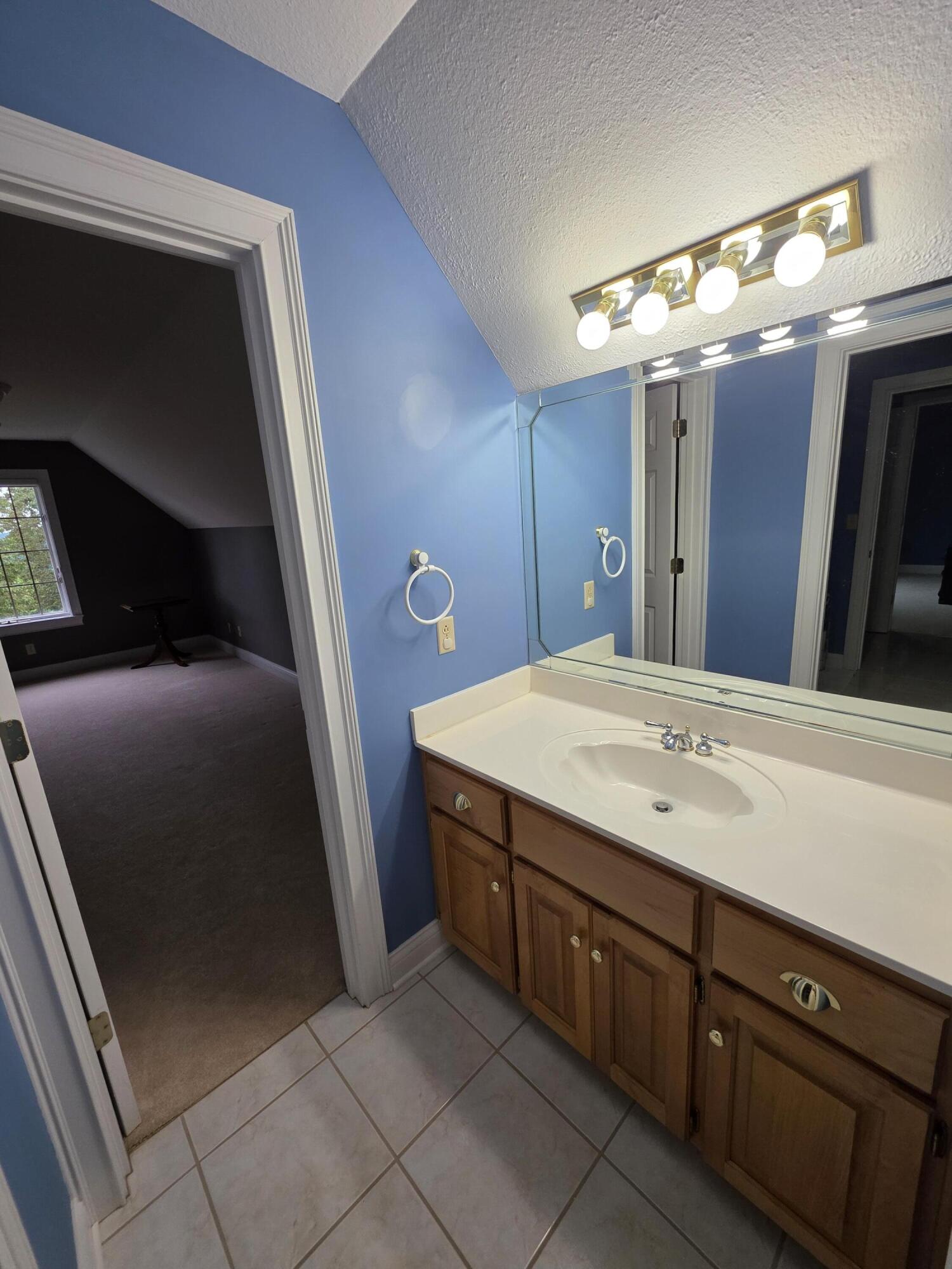 514 Waitsboro Drive Property Photo 35