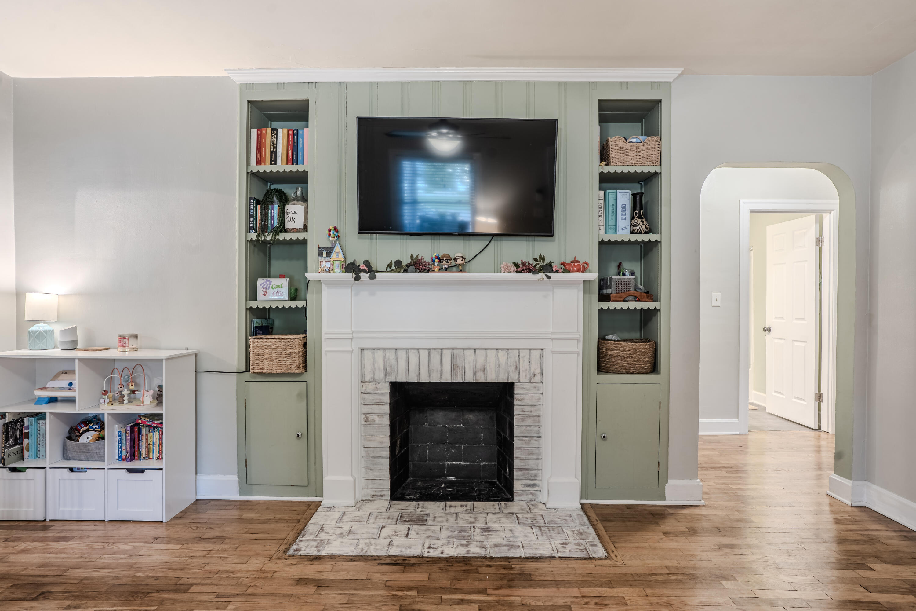 220 Beechwood Avenue Property Photo 3