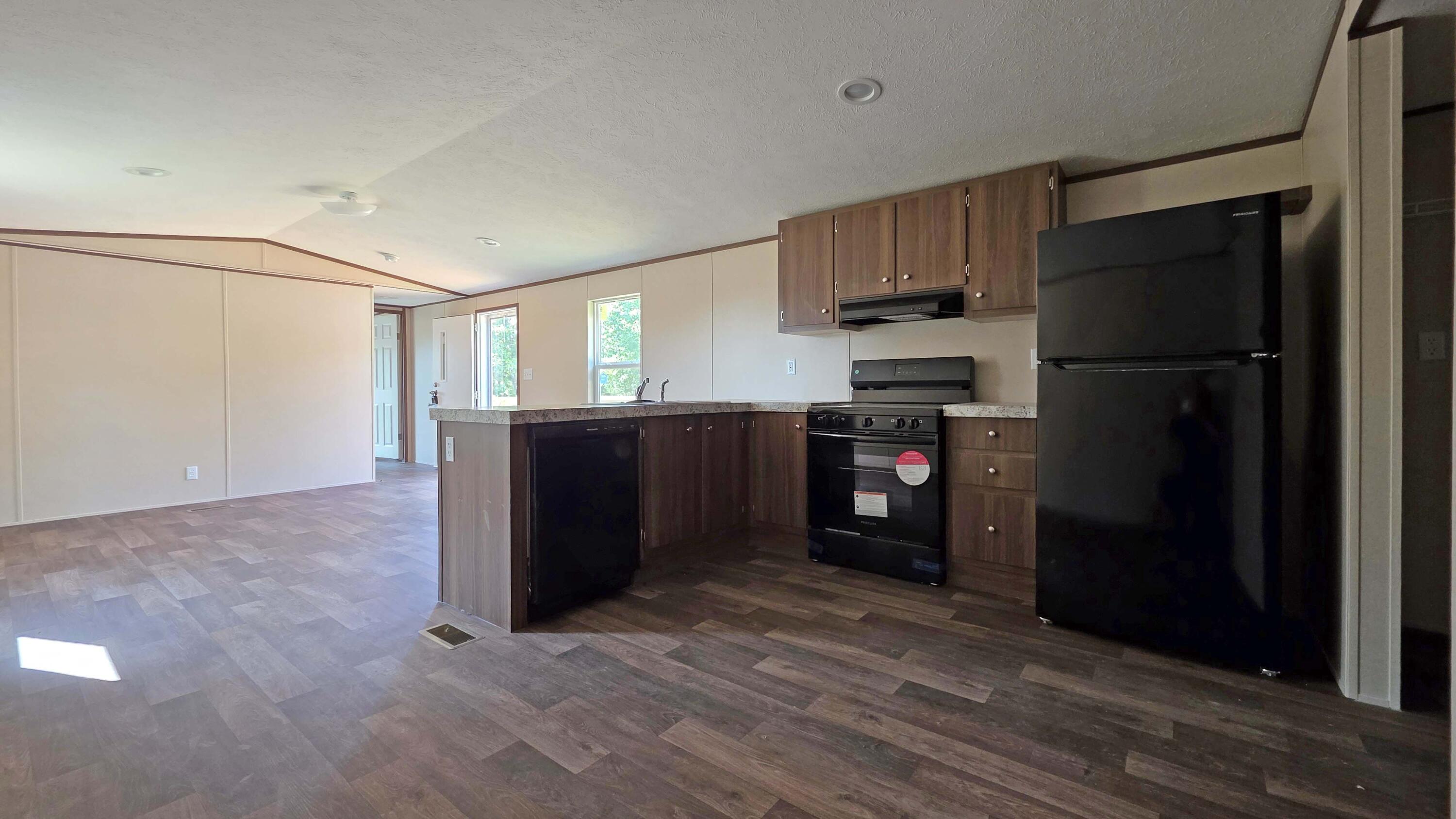 1233 Letha Petrey Road Property Photo 6