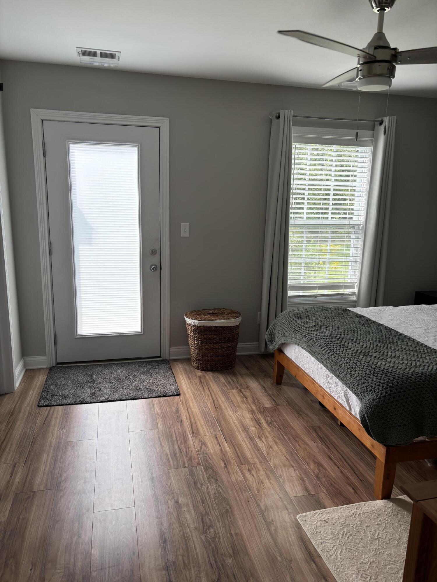 1016 Race Street Property Photo 17