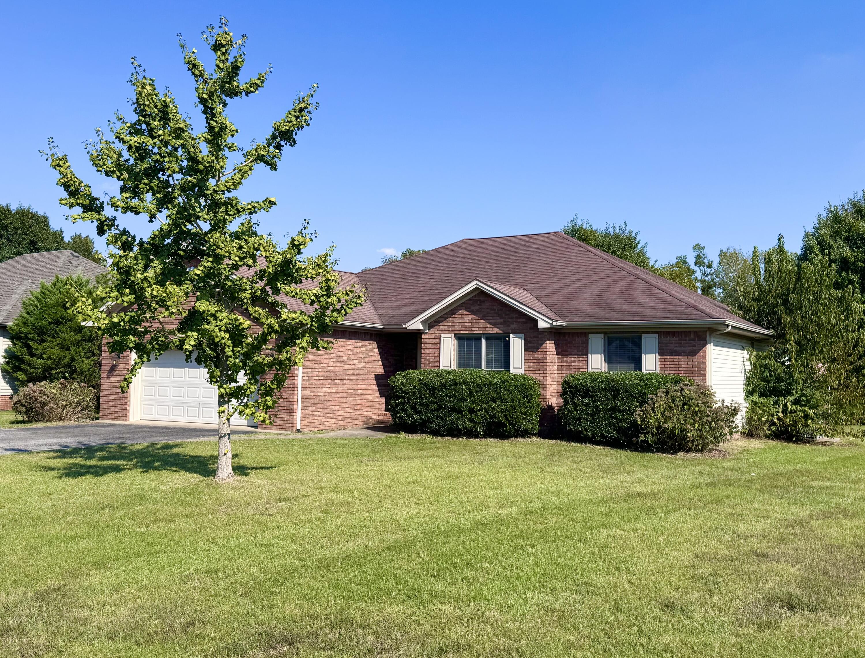 614 Ashbury Circle Property Photo