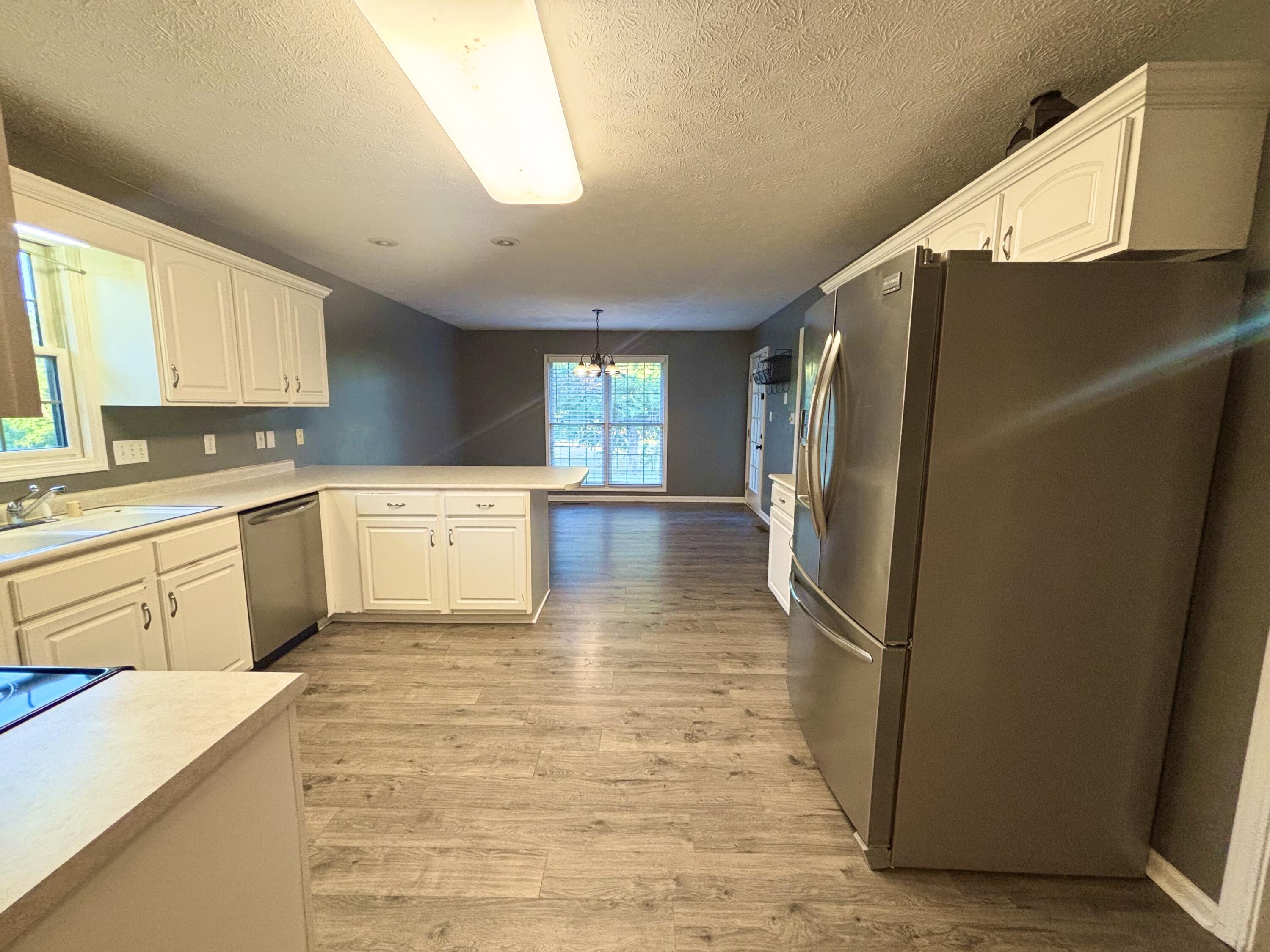 614 Ashbury Circle Property Photo 17