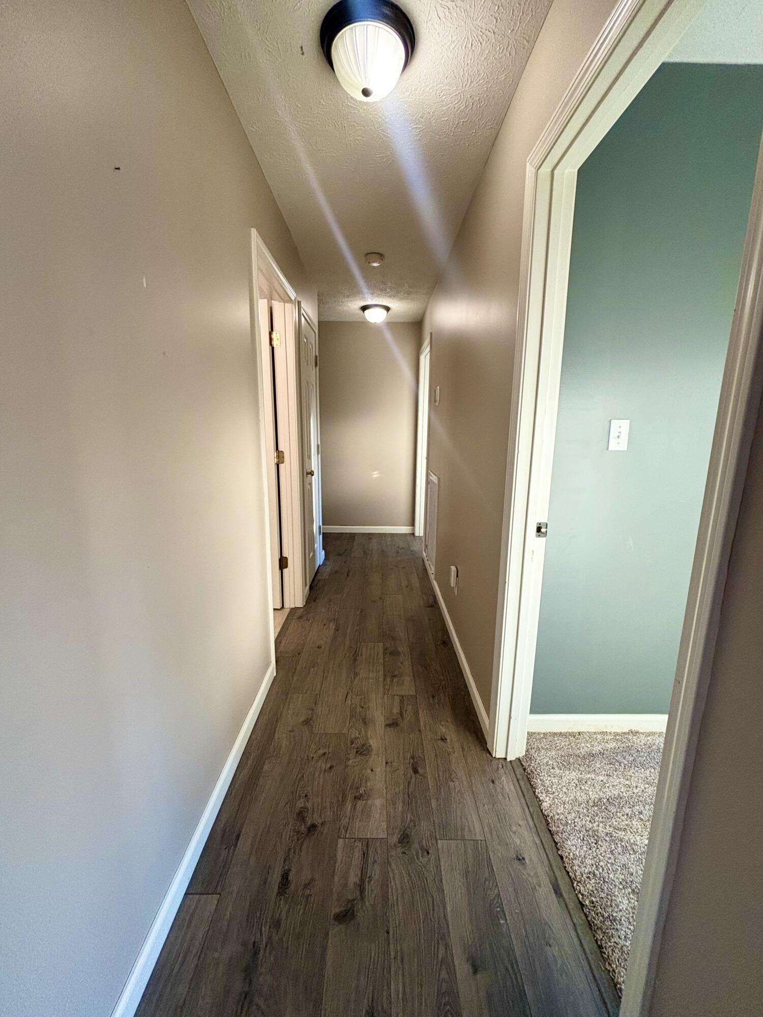 614 Ashbury Circle Property Photo 18