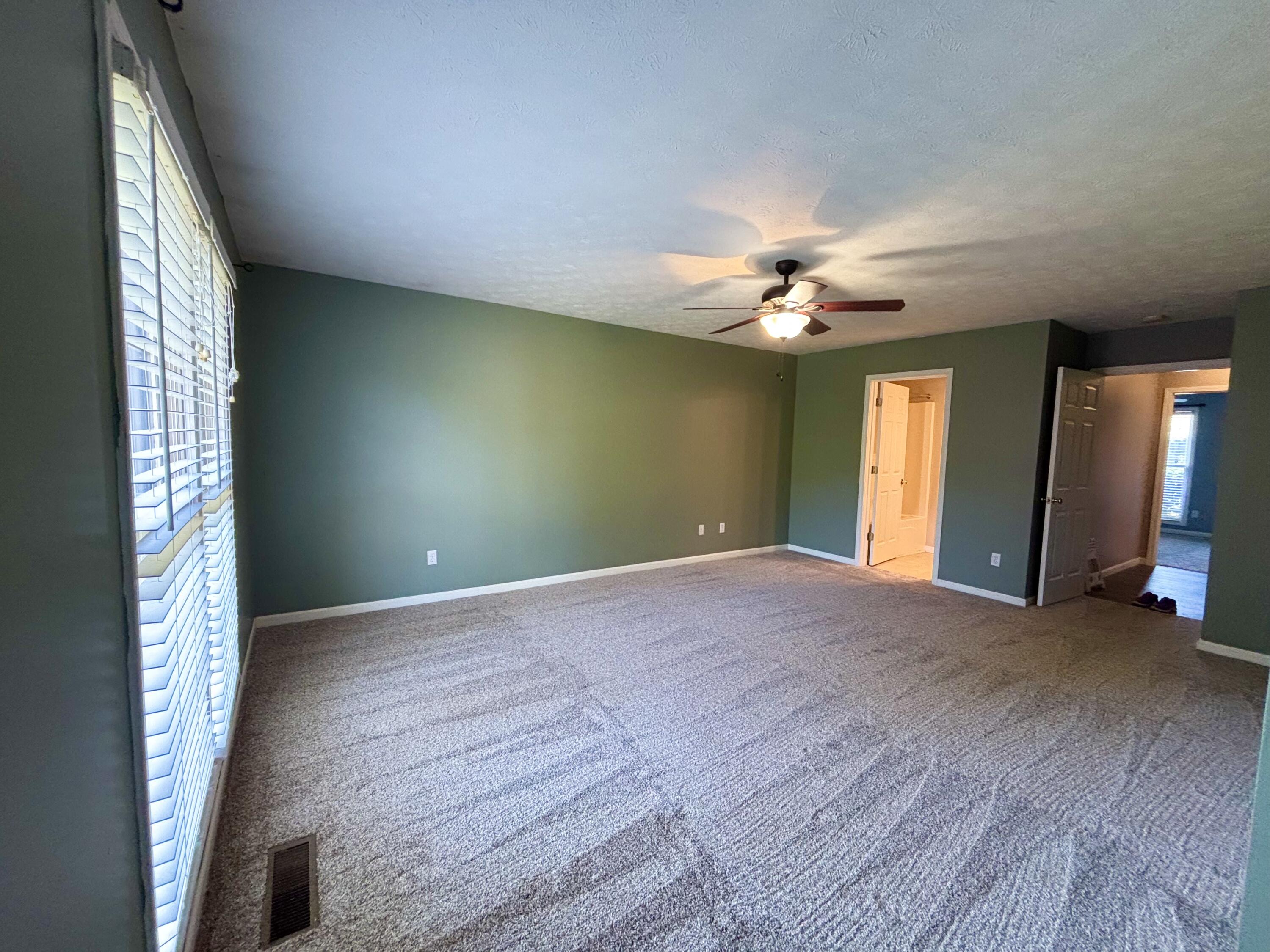 614 Ashbury Circle Property Photo 26