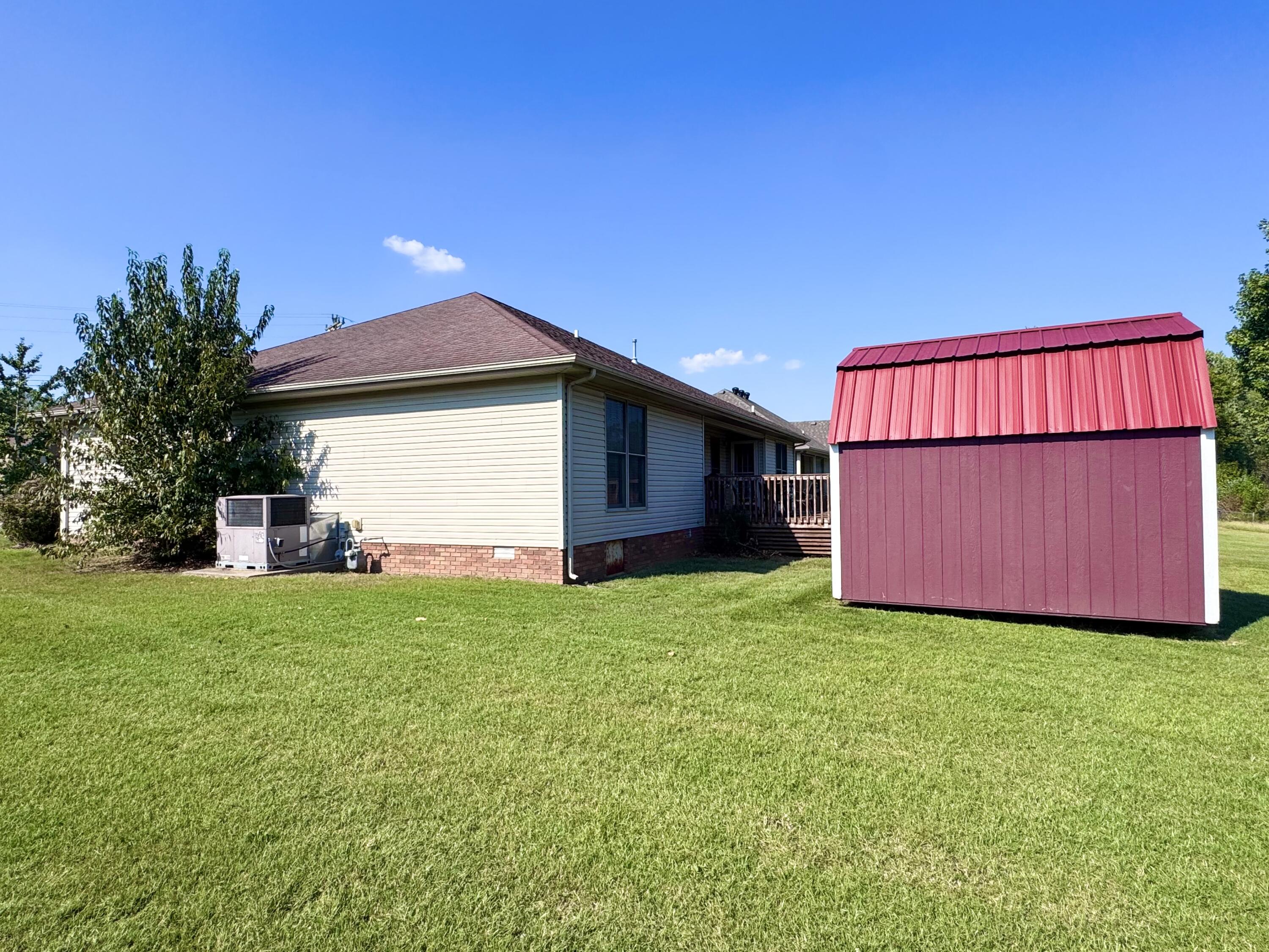 614 Ashbury Circle Property Photo 34