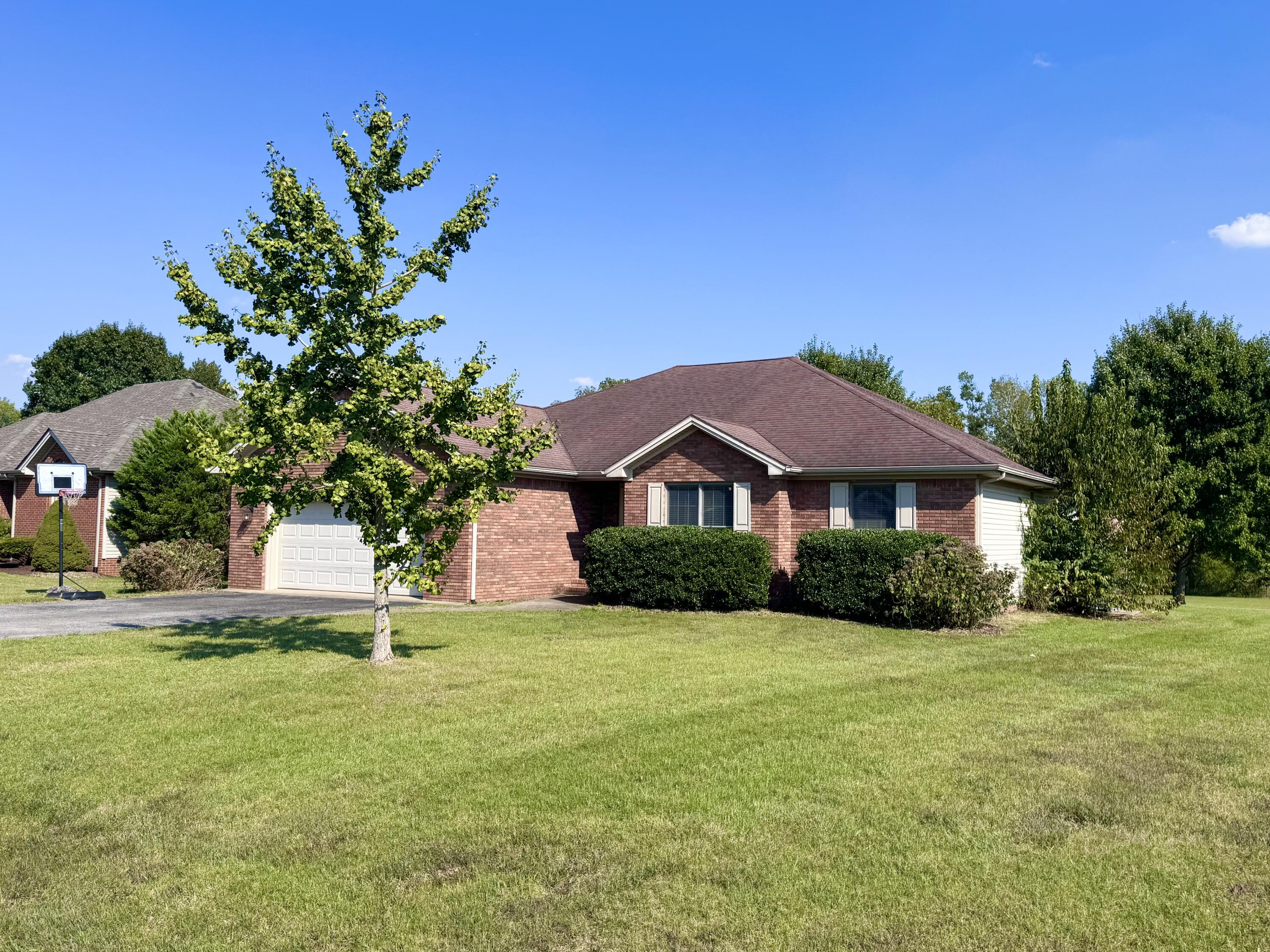 614 Ashbury Circle Property Photo 38