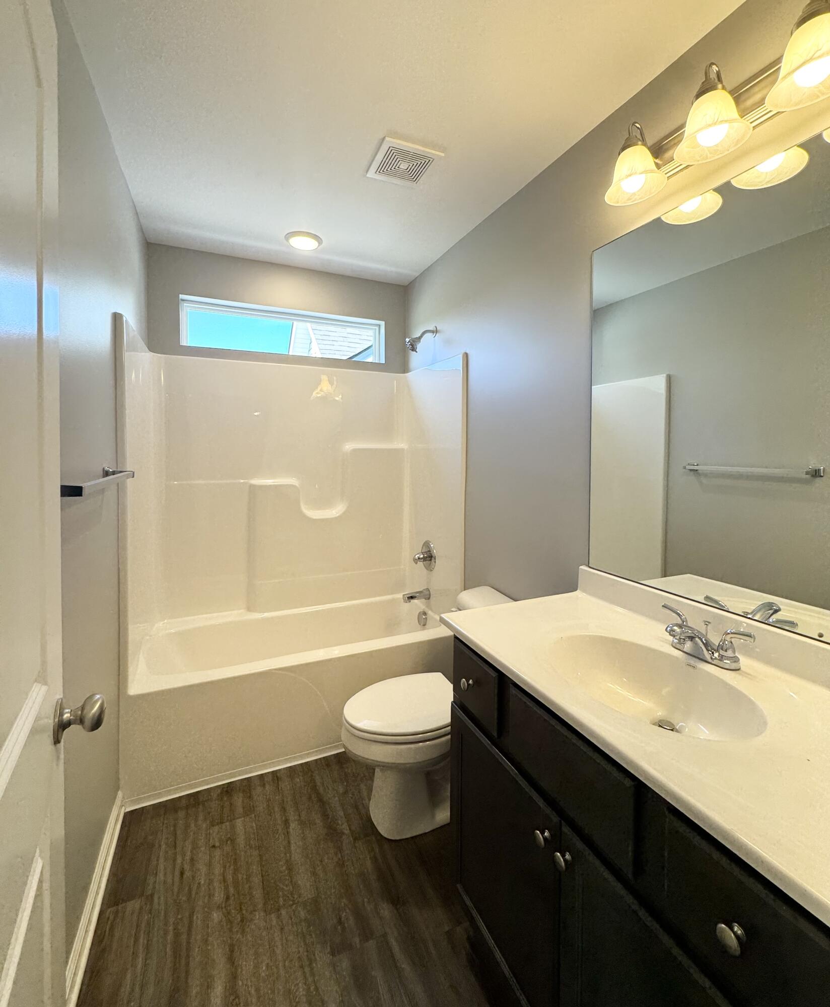 2392 A Huntly Place Property Photo 17