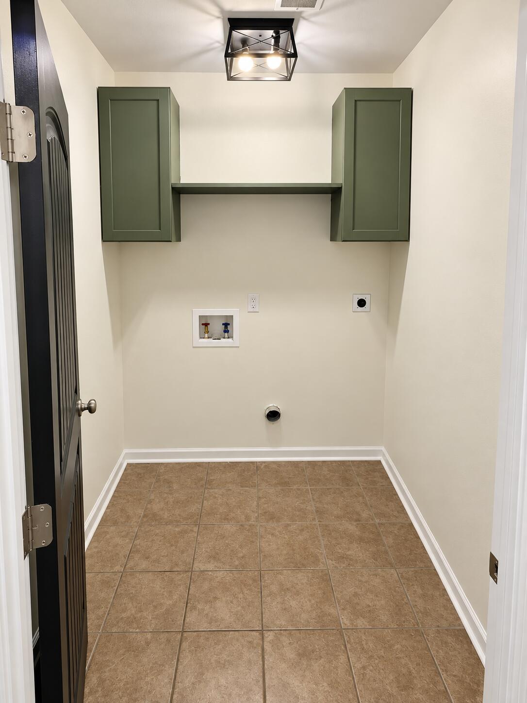 240 Wilshire Way Property Photo 12
