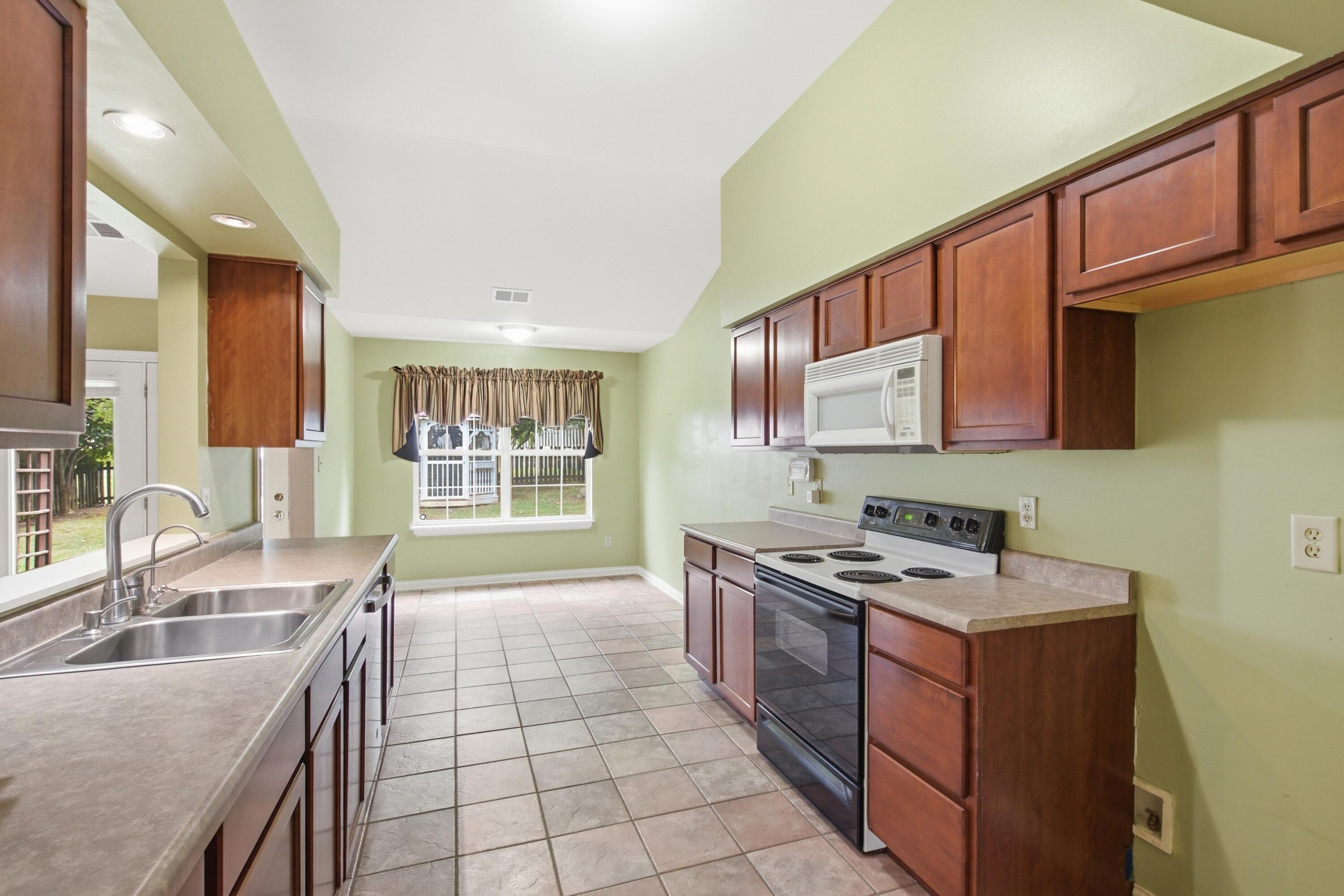 3089 Polo Club Boulevard Property Photo 9