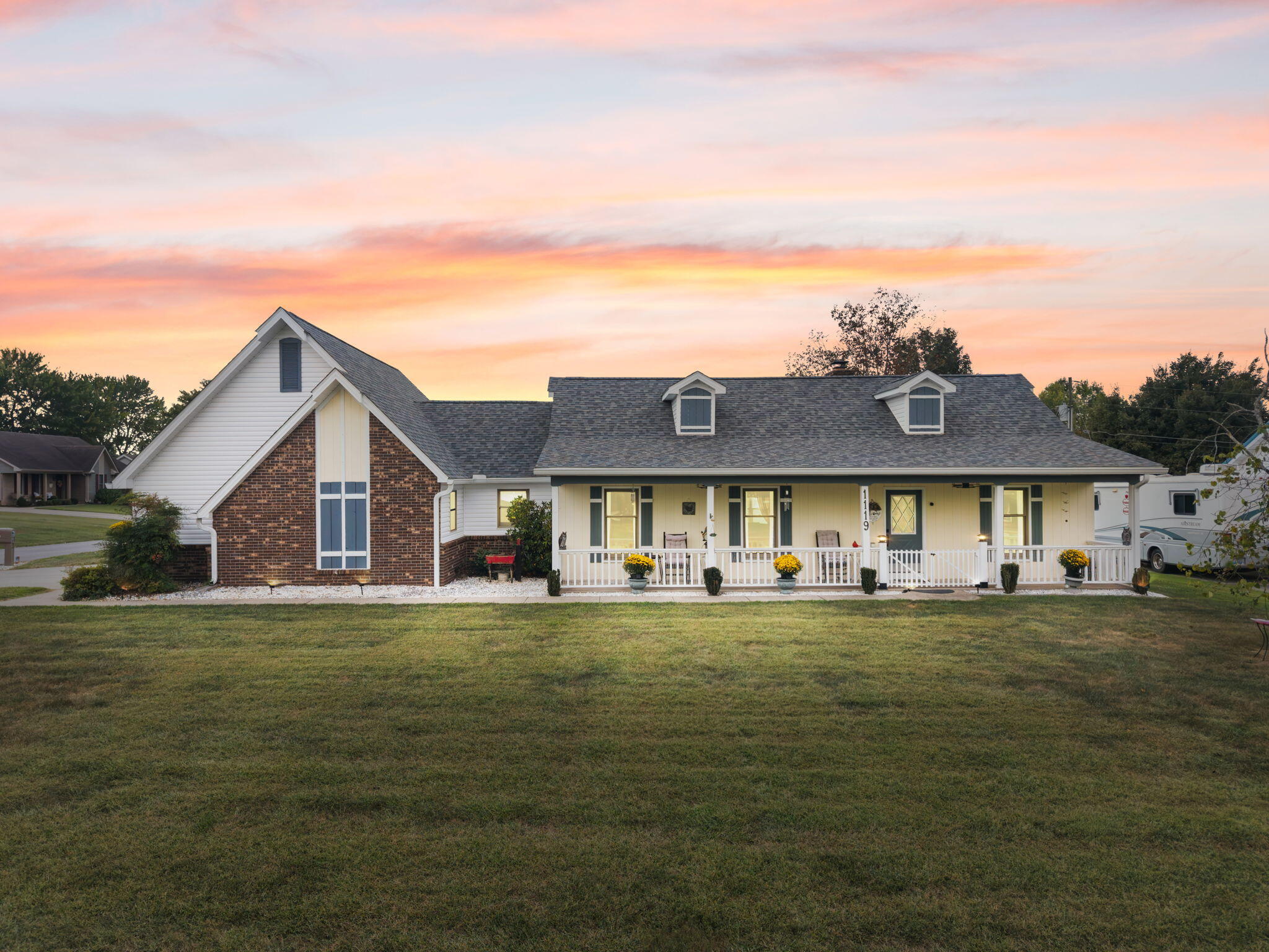 1119 Kendra's Way Property Photo 2