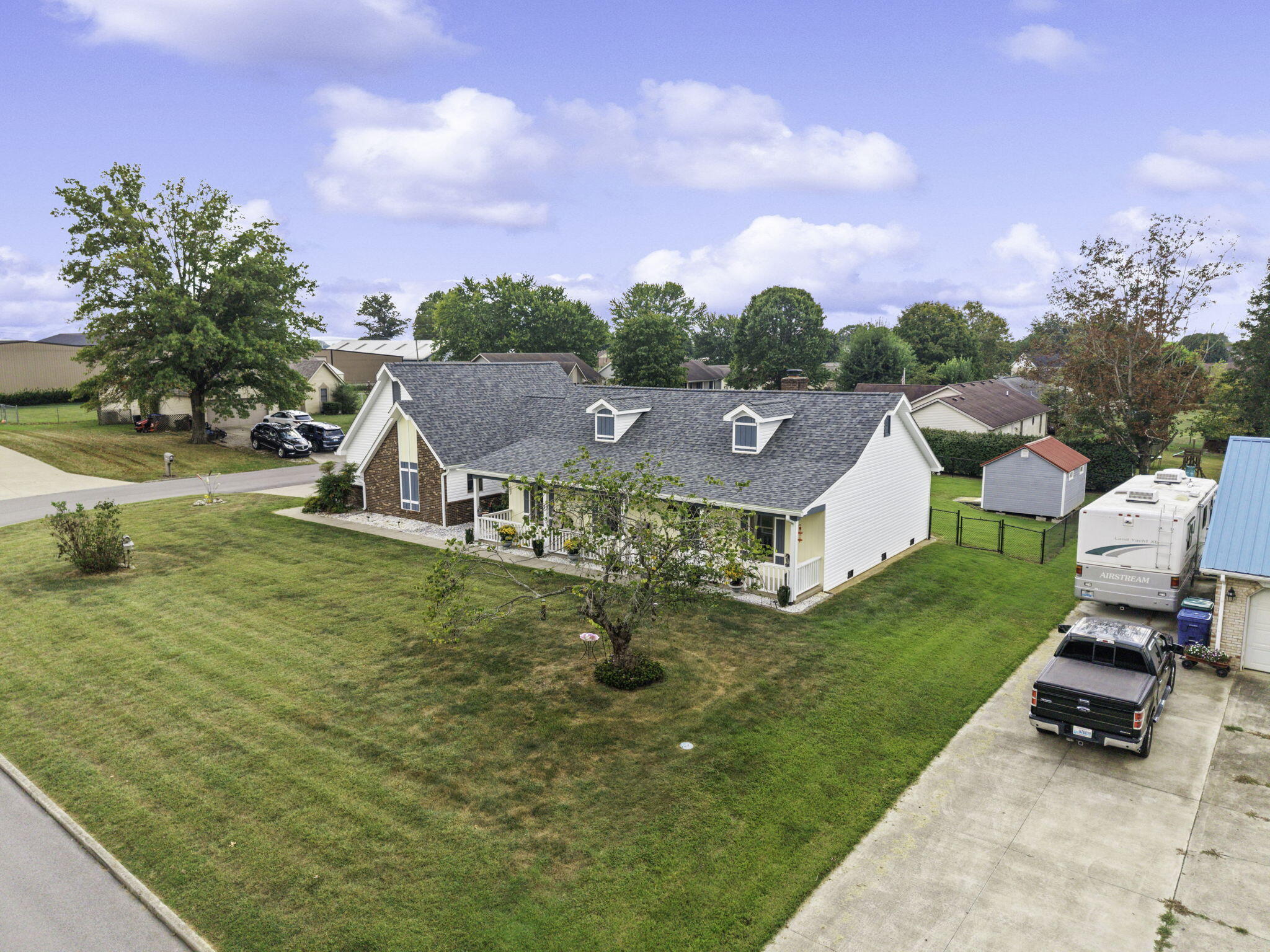 1119 Kendra's Way Property Photo 5