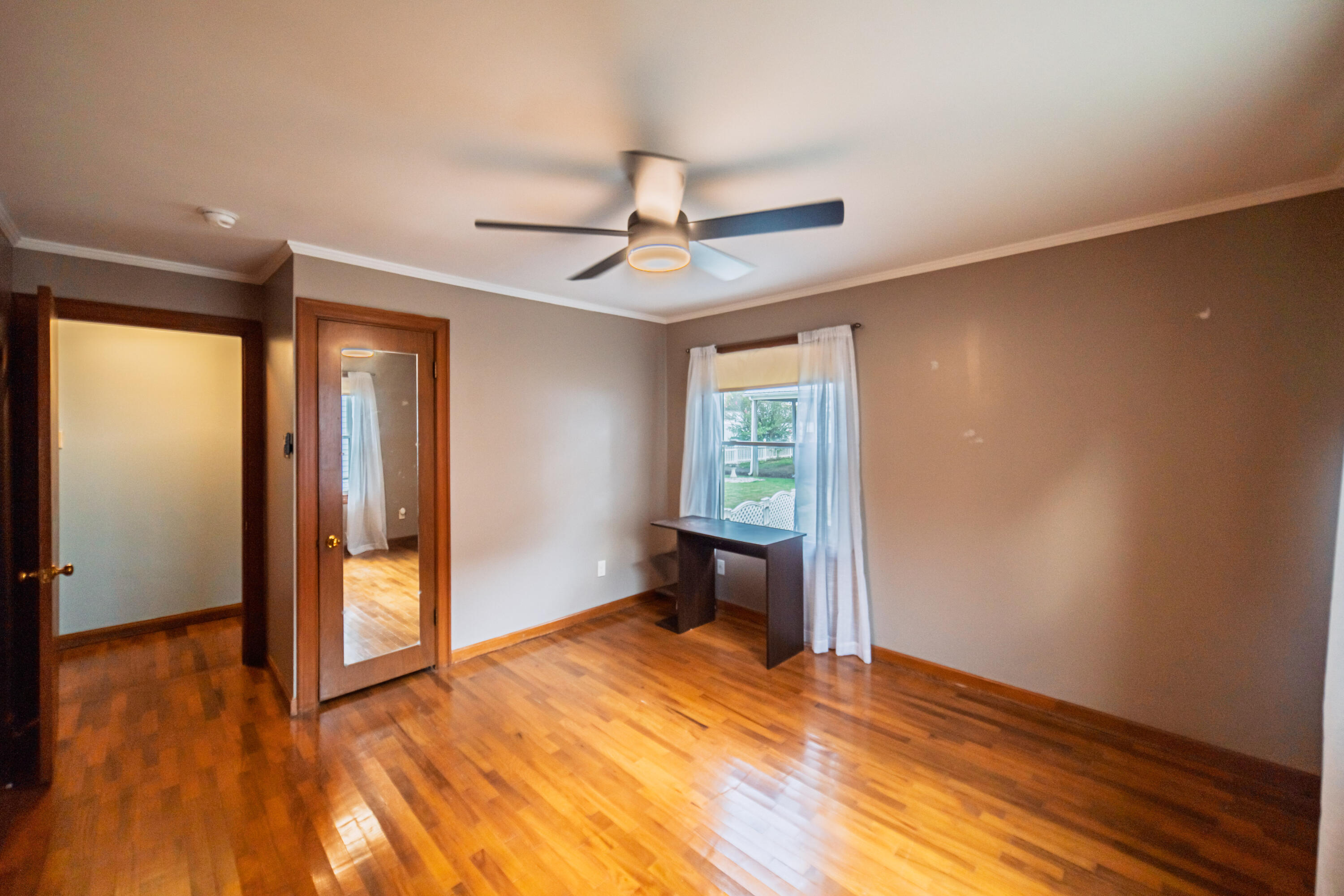 2424 Madison Street Property Photo 25