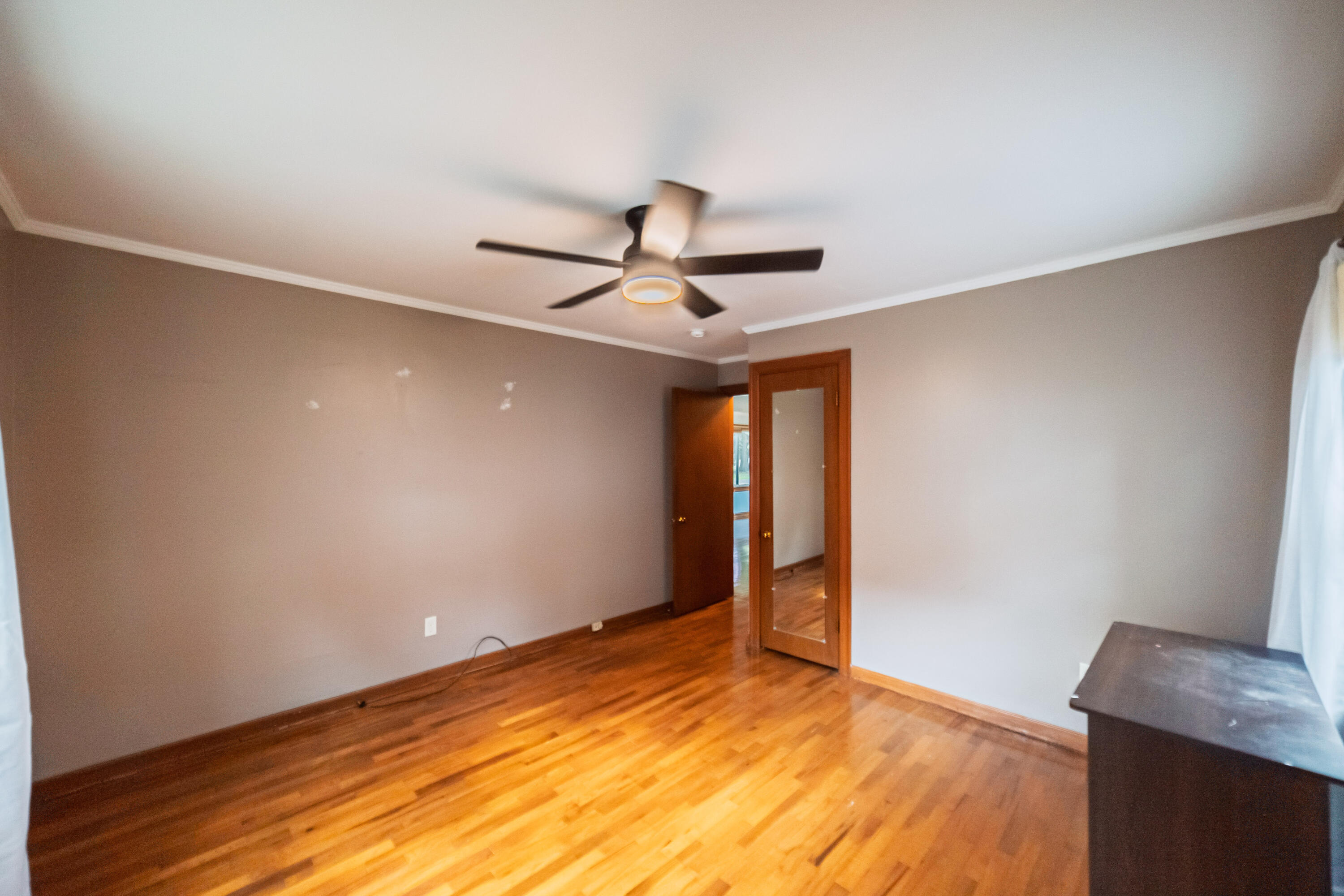 2424 Madison Street Property Photo 26