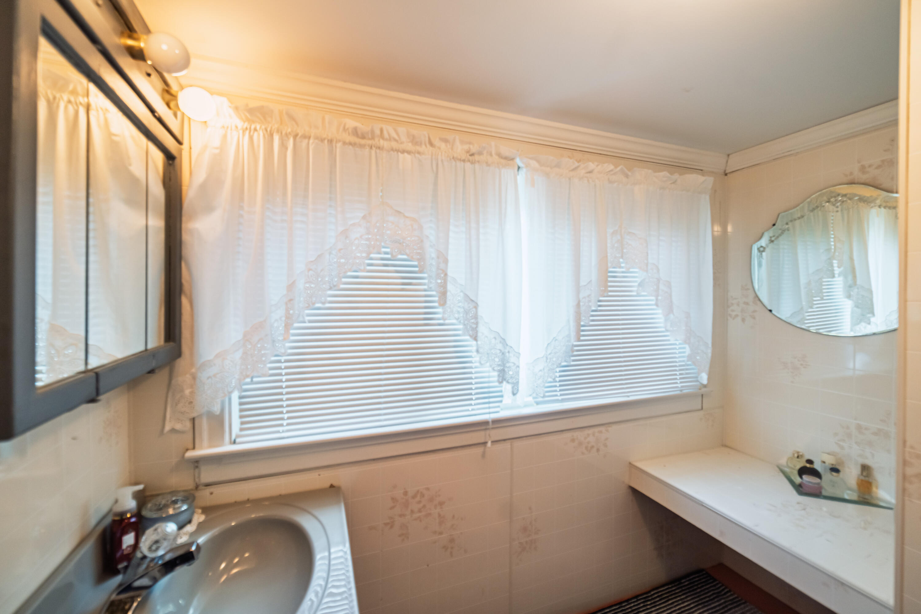 2424 Madison Street Property Photo 29