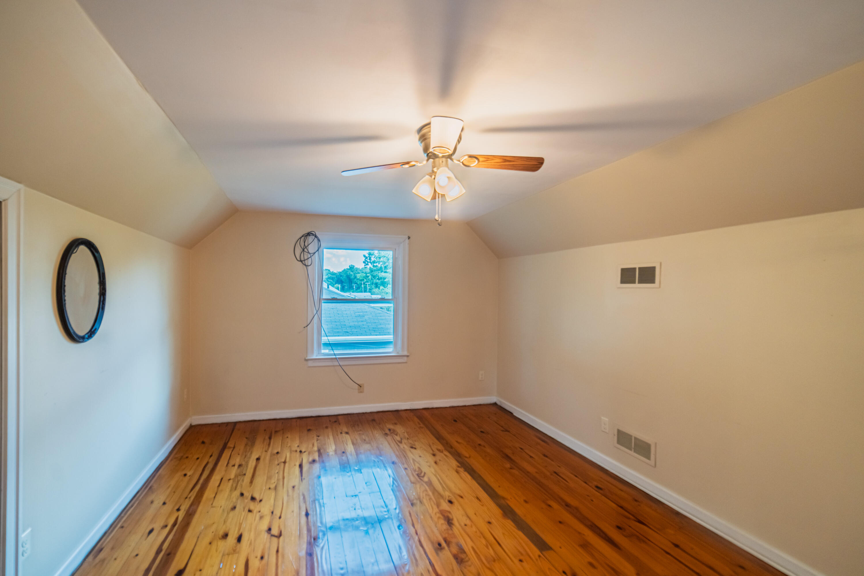 2424 Madison Street Property Photo 30