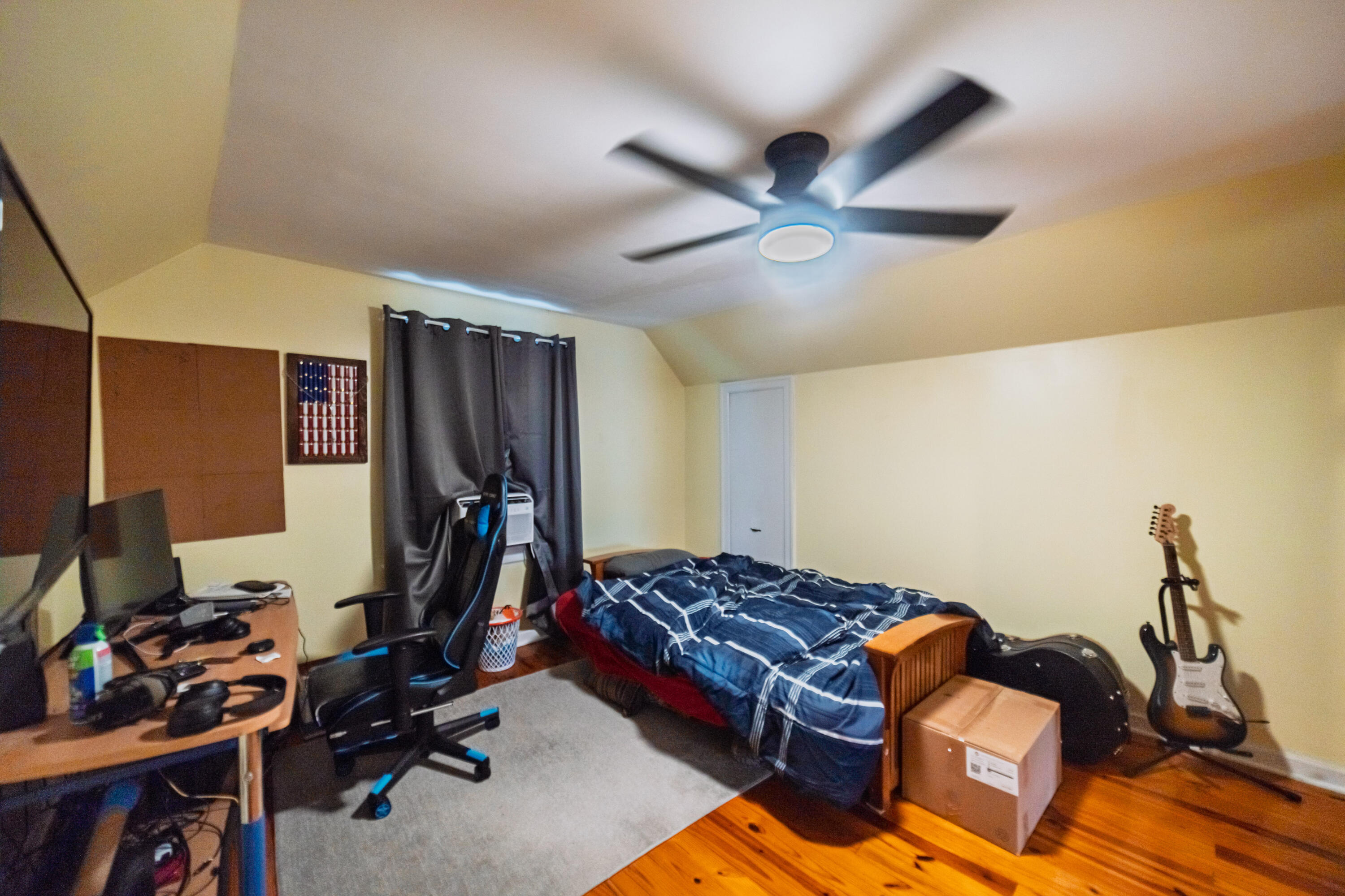 2424 Madison Street Property Photo 35