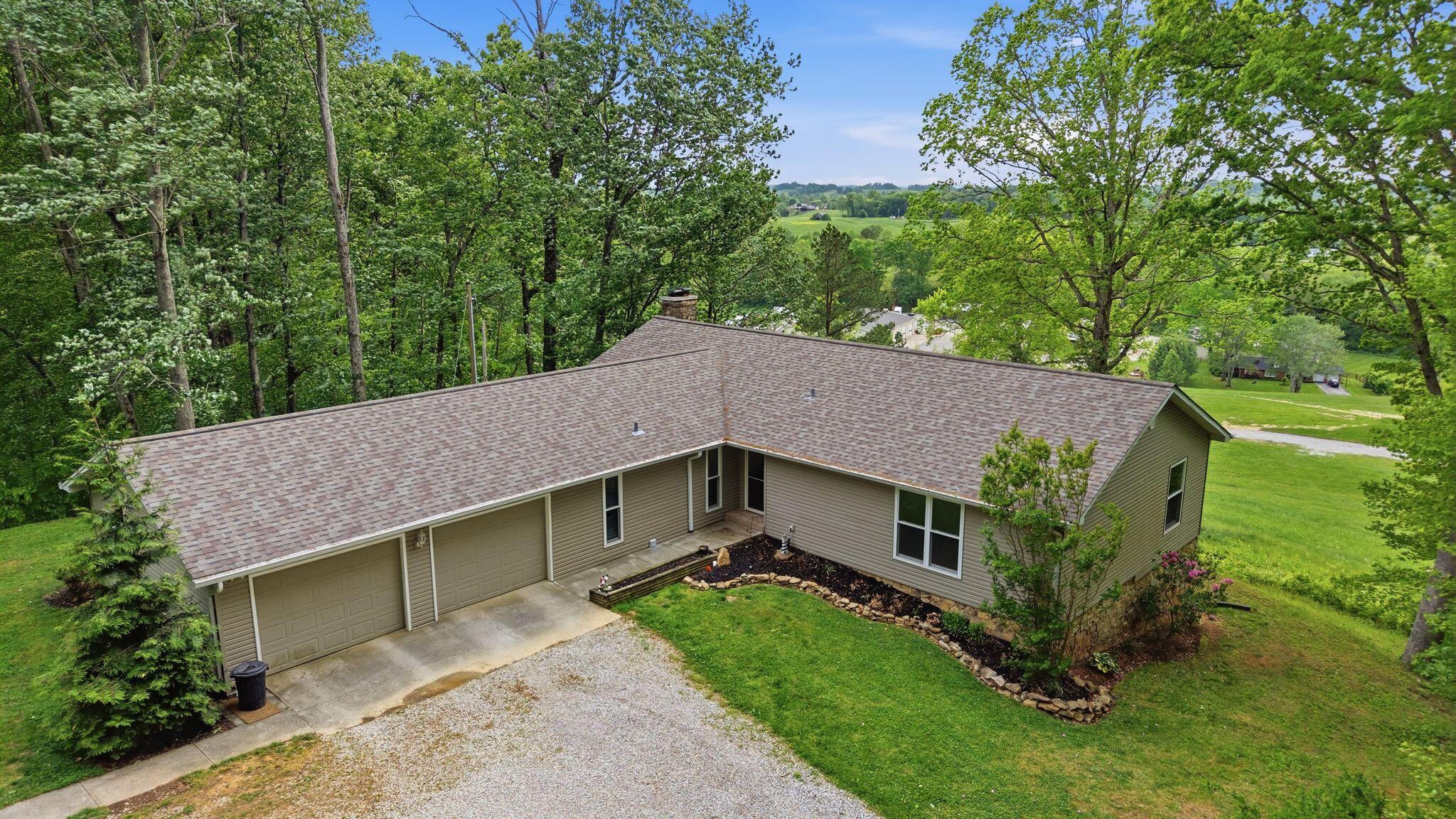 154 Flat Lick Road Property Photo 1