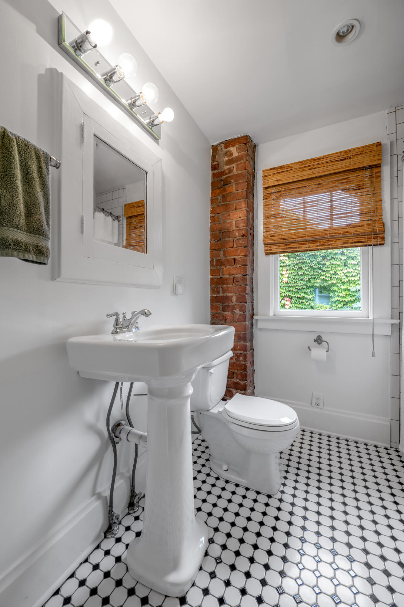 10 Richmond Avenue Property Photo 46