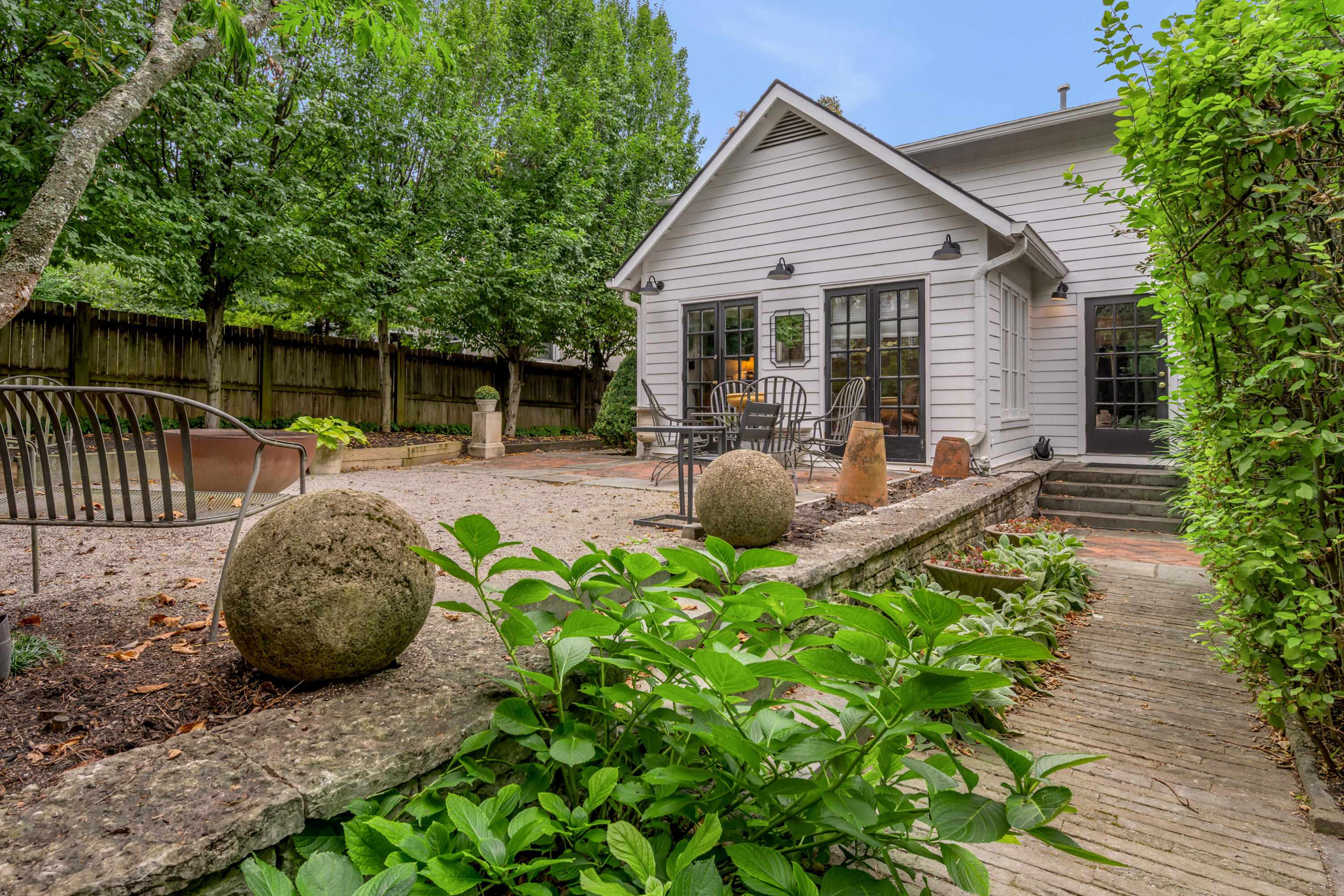 10 Richmond Avenue Property Photo 67