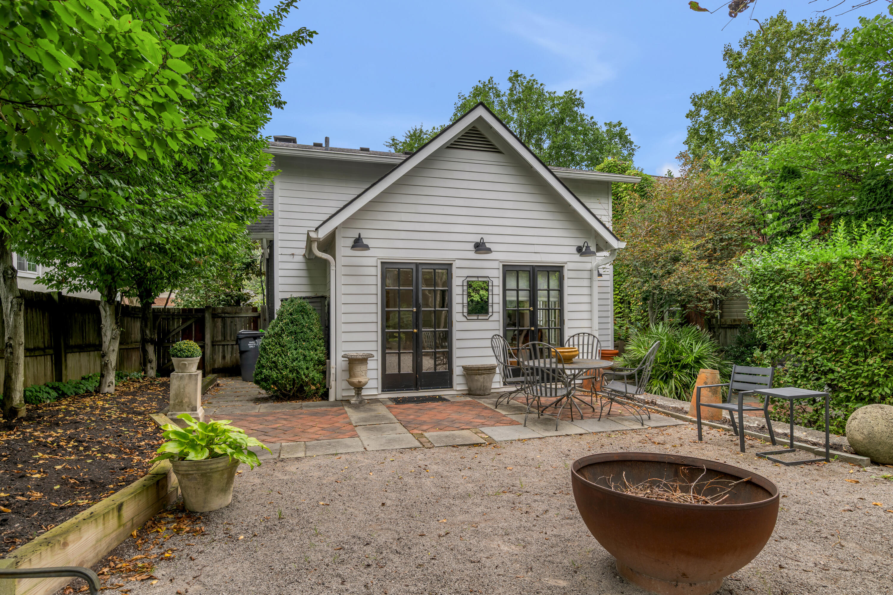 10 Richmond Avenue Property Photo 69