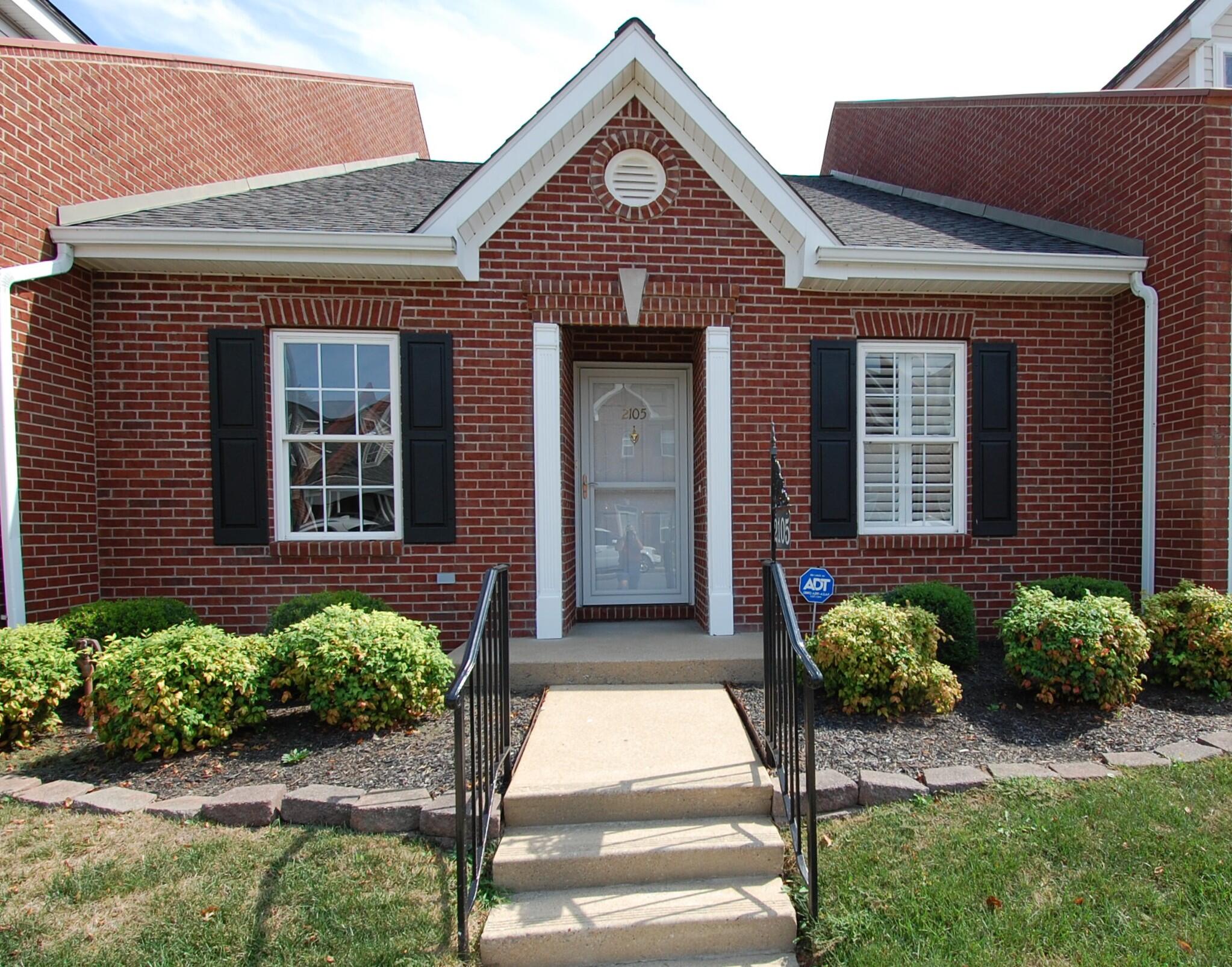2105 West Park Drive Property Photo 1
