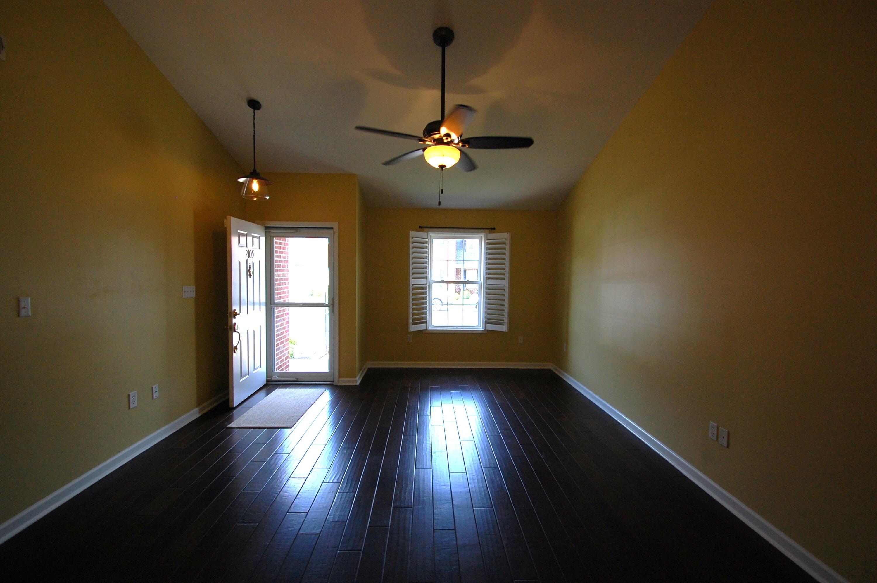 2105 West Park Drive Property Photo 2