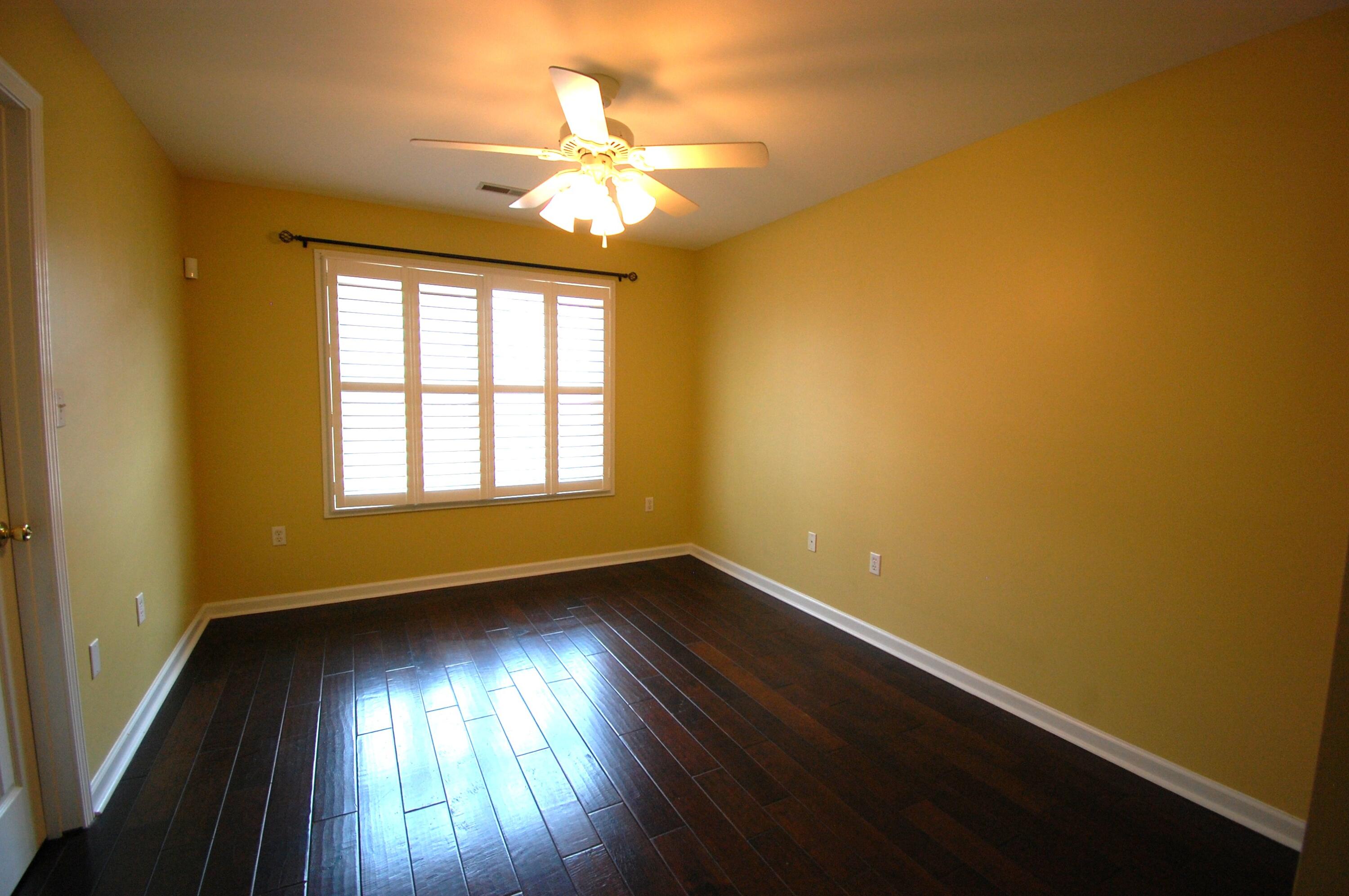 2105 West Park Drive Property Photo 11