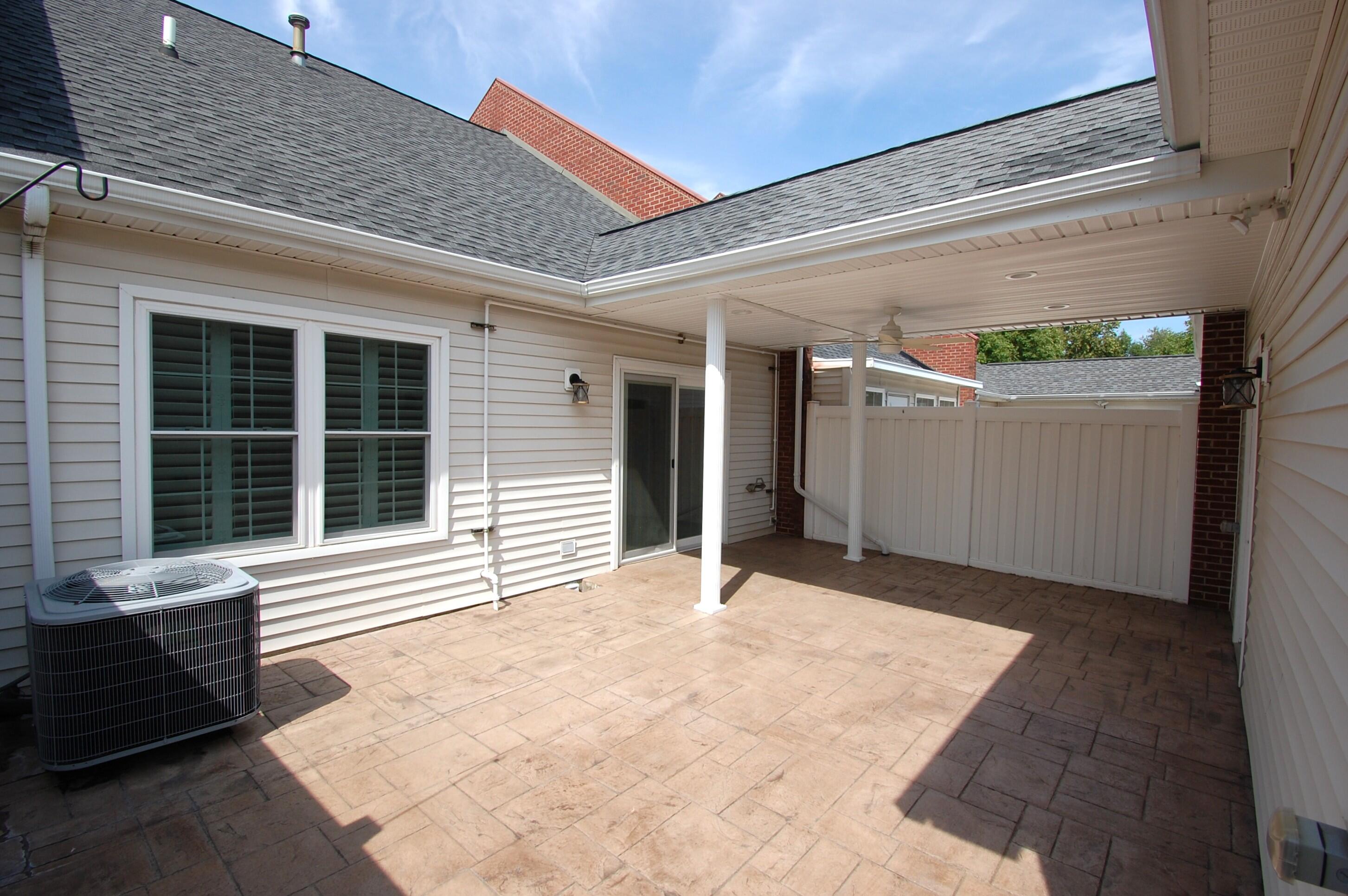 2105 West Park Drive Property Photo 16