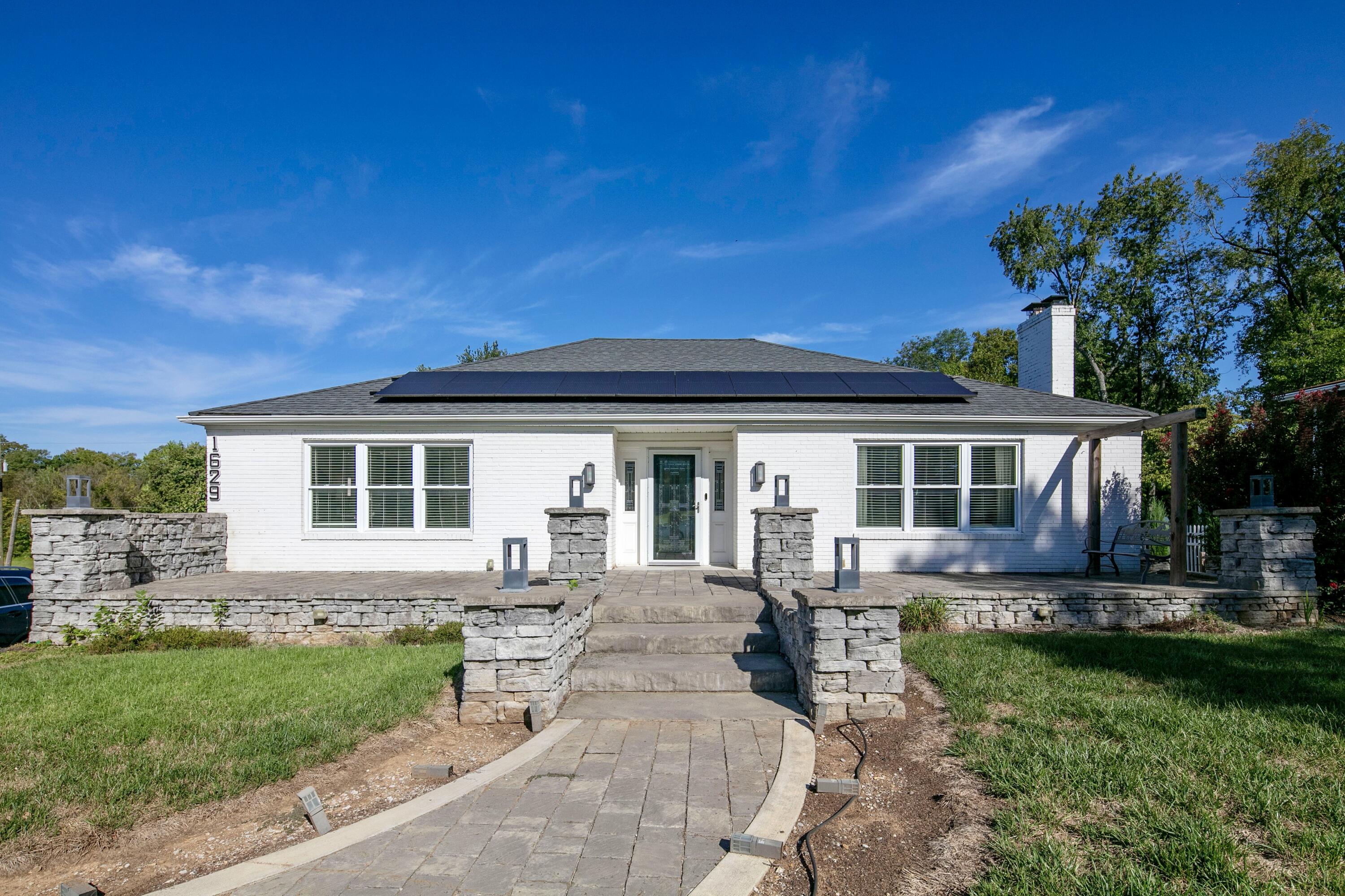1629 Parkers Mill Road Property Photo 2