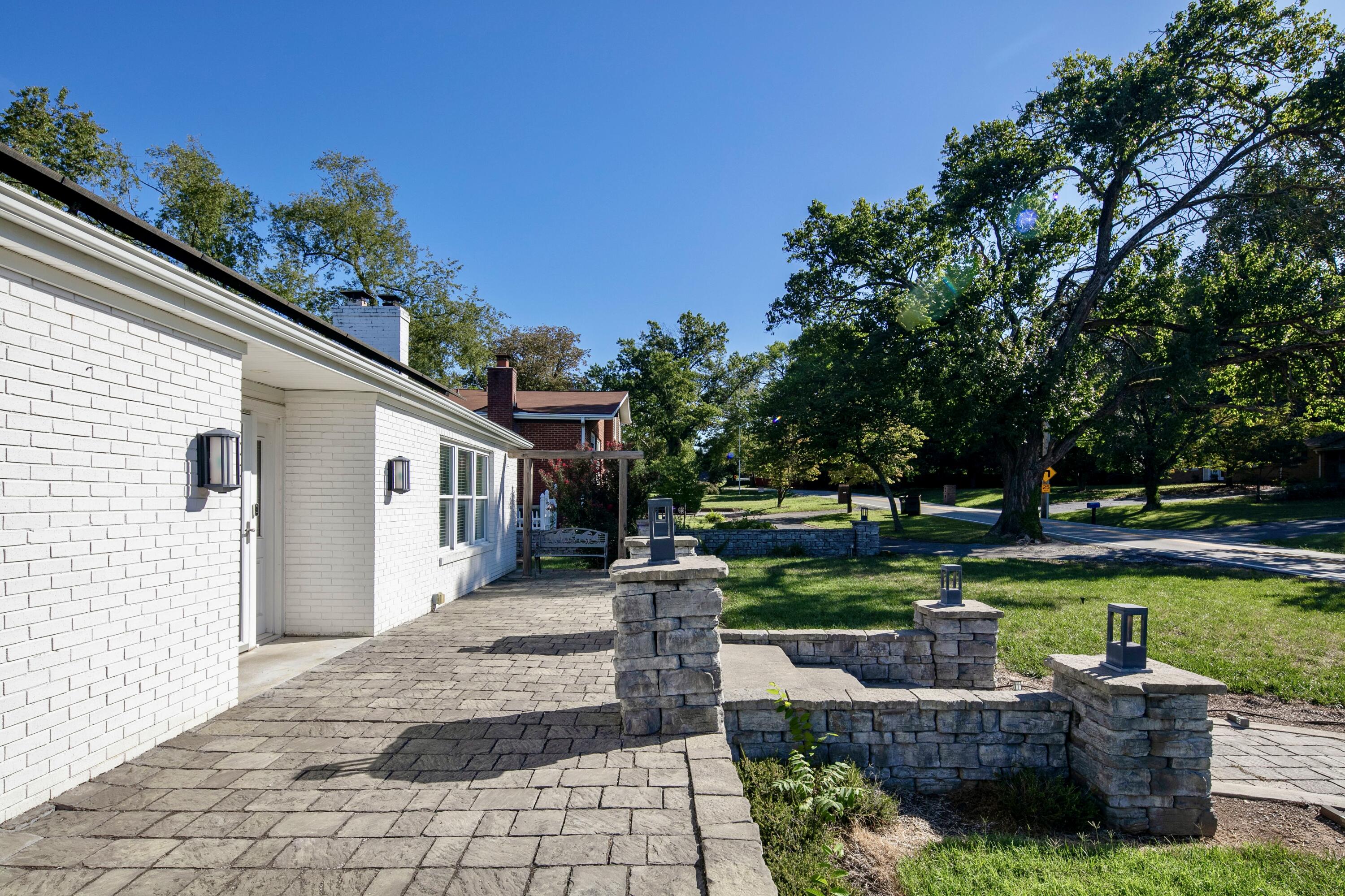 1629 Parkers Mill Road Property Photo 4