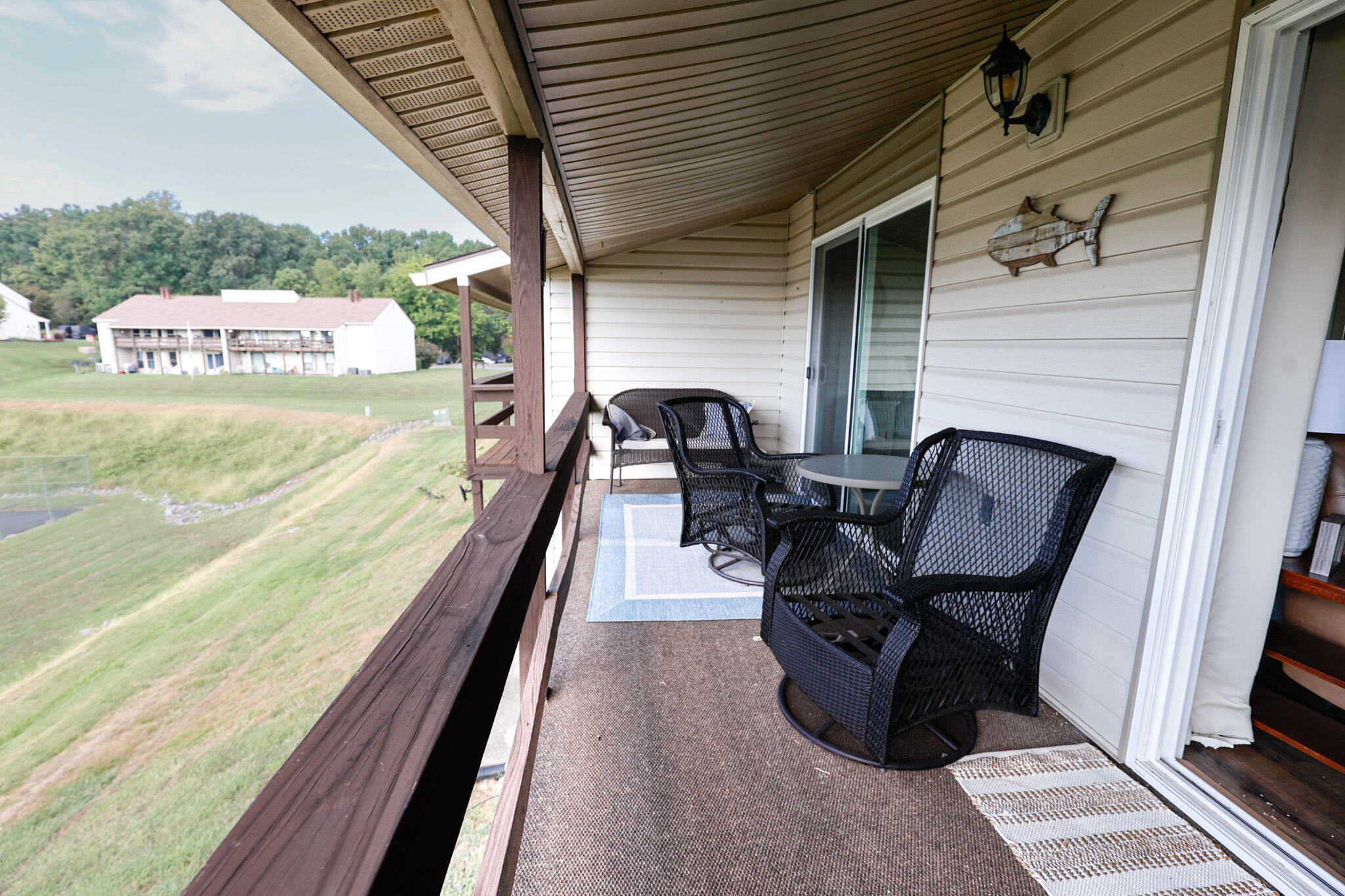 328 Champion Hills Road 5e Property Photo 18