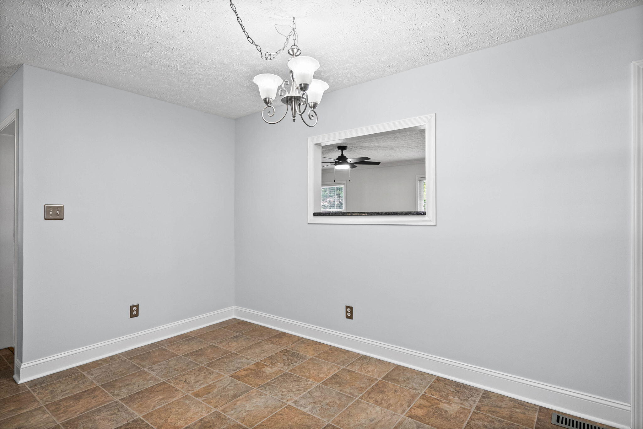 3913 Tanglewood Drive Property Photo 15