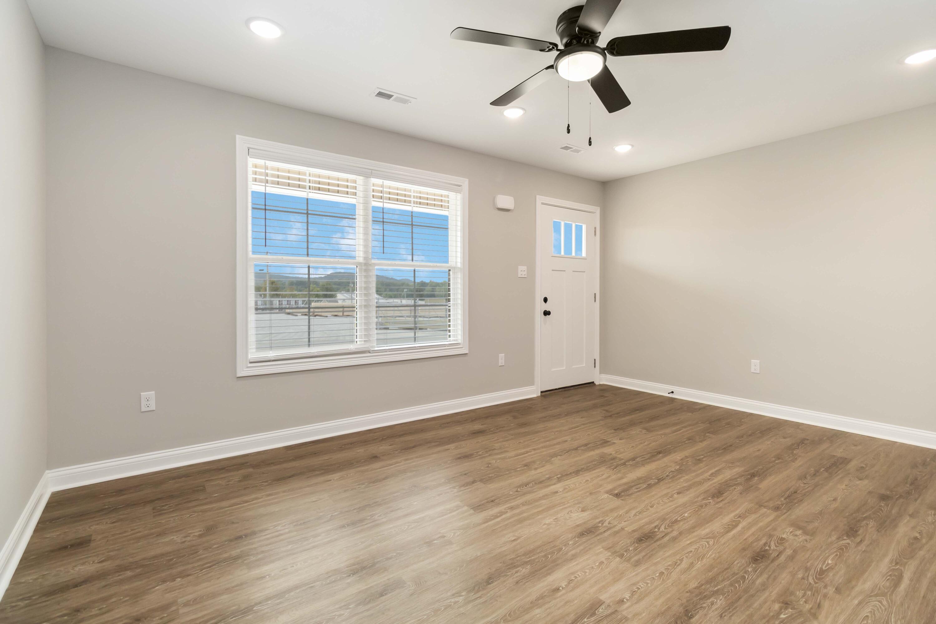 408 Nandino Circle Property Photo 9