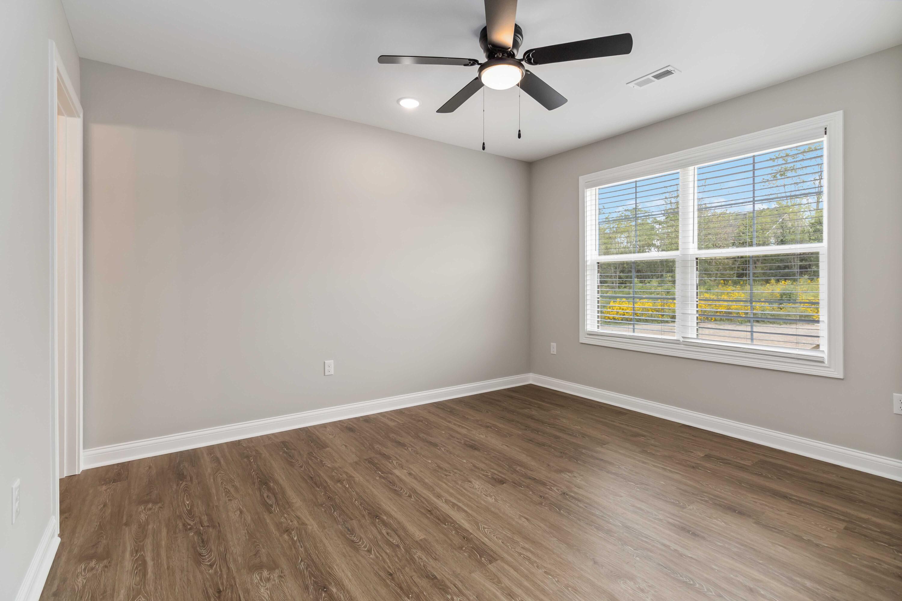 408 Nandino Circle Property Photo 11