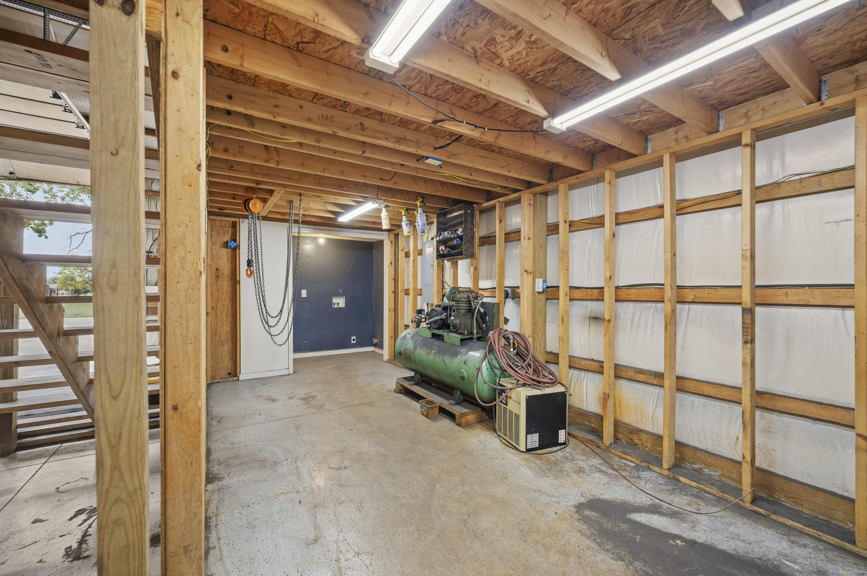 2131 Todd Lane Property Photo 32