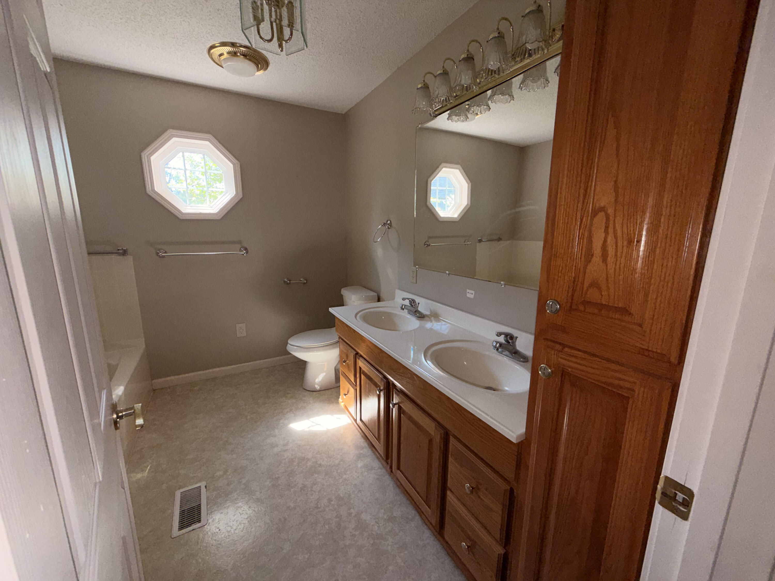 2004 Wingo Road Property Photo 12