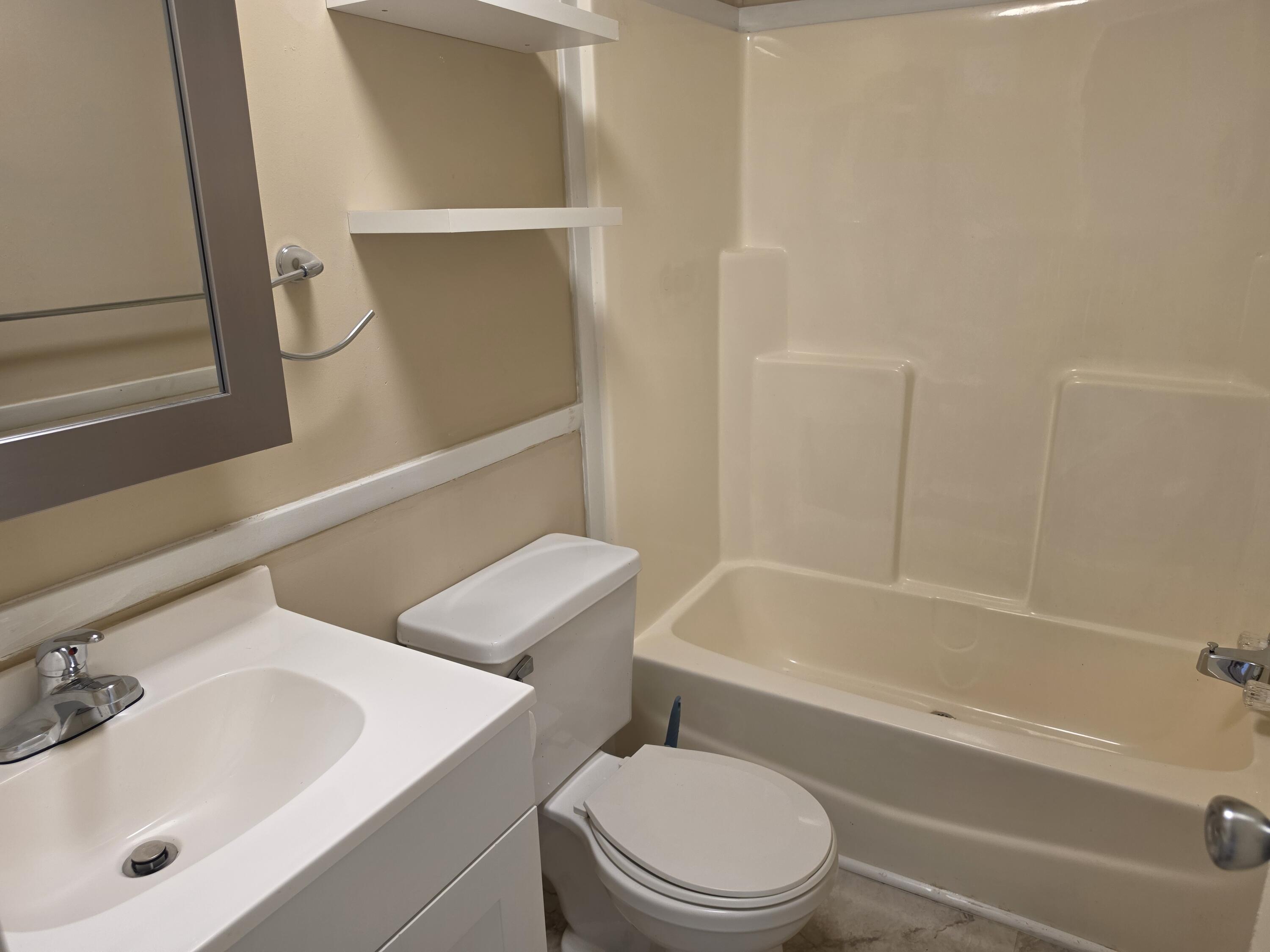 65 Long Lane Property Photo 20