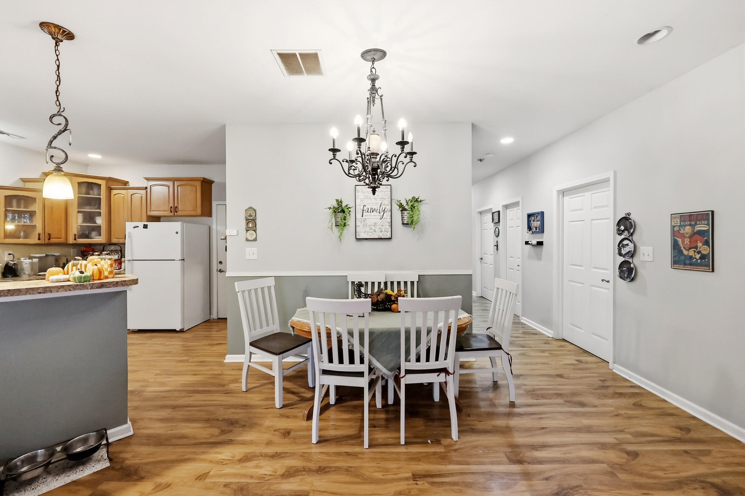 2832 Sullivans Trace Property Photo 7