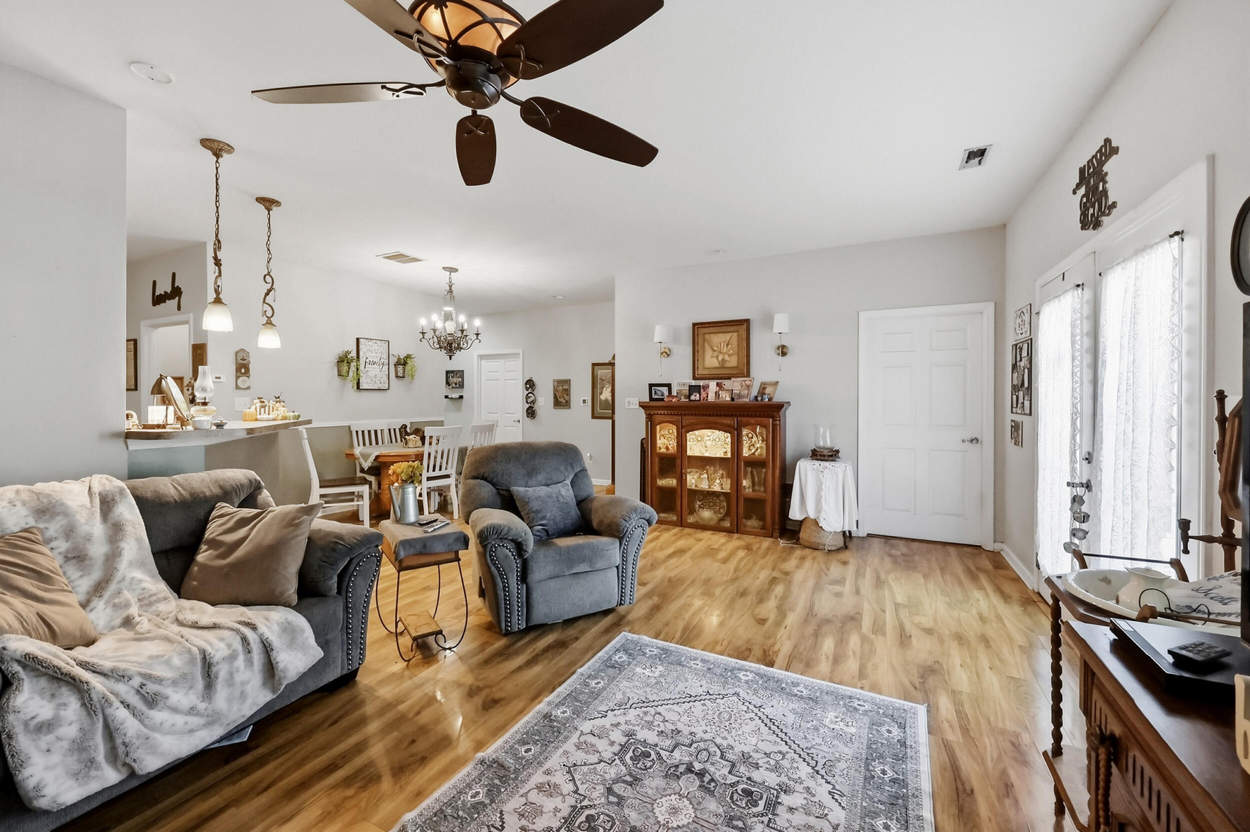 2832 Sullivans Trace Property Photo 19