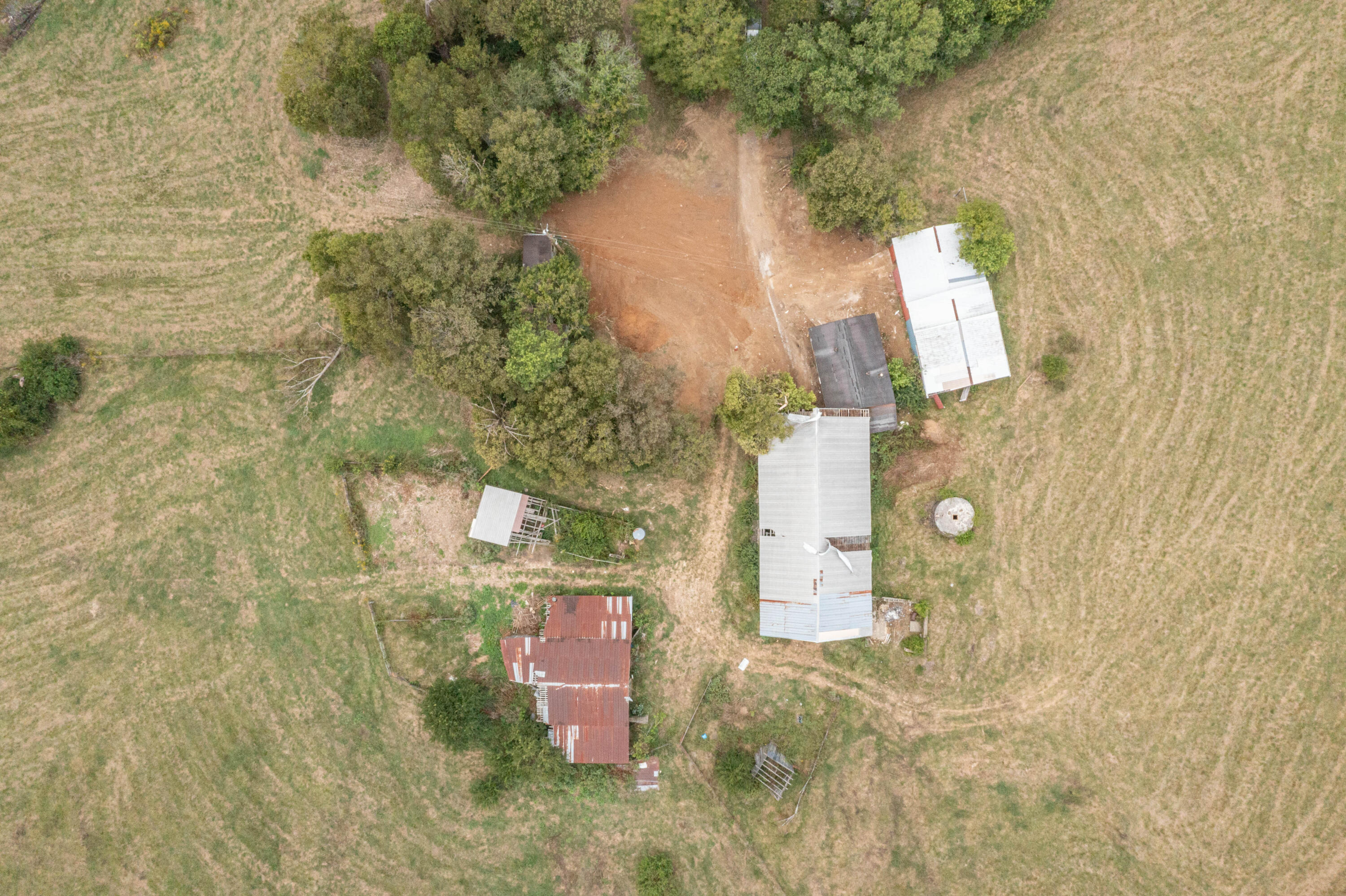 706 Stone Road Property Photo 5