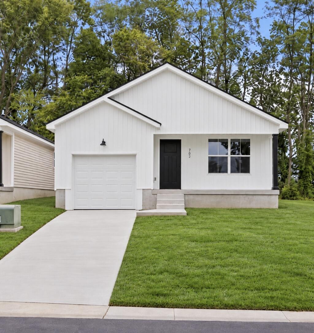 765 Harrison Trace Property Photo 1