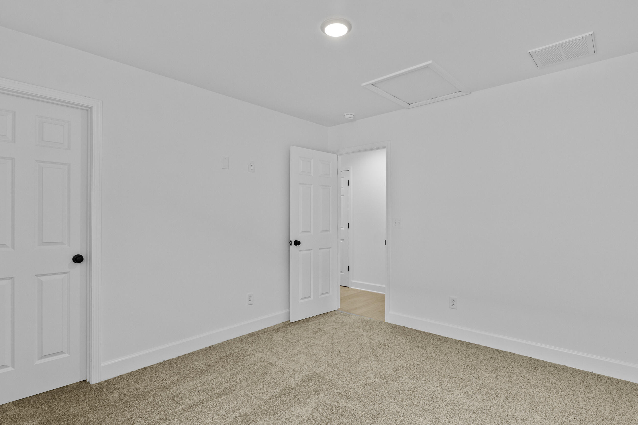 765 Harrison Trace Property Photo 12