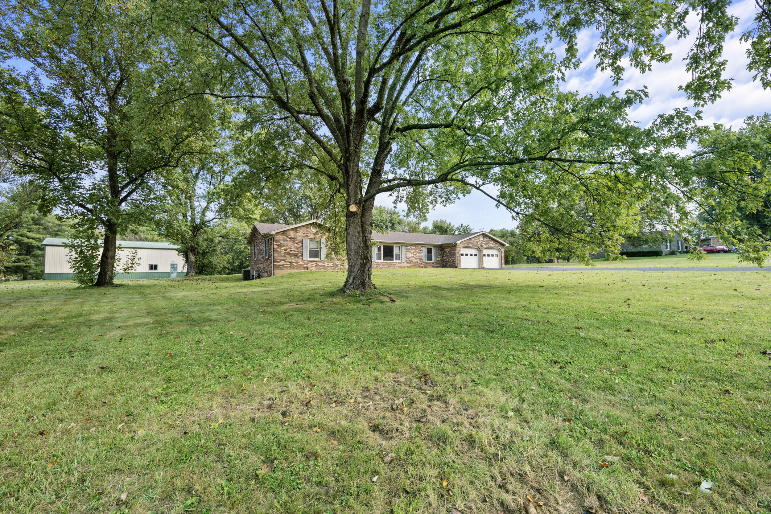 392 Dove Creek Road Property Photo 4