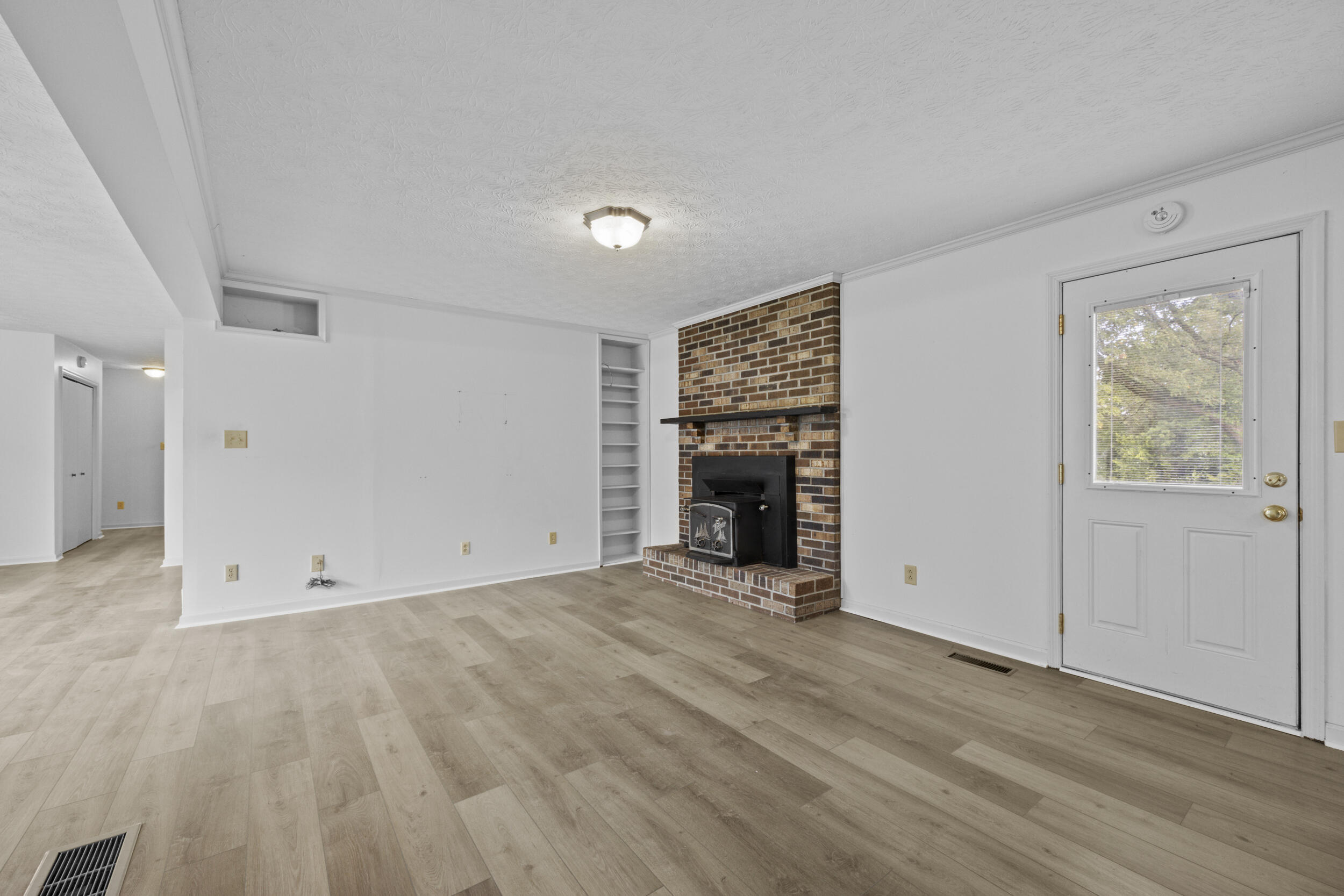 392 Dove Creek Road Property Photo 15