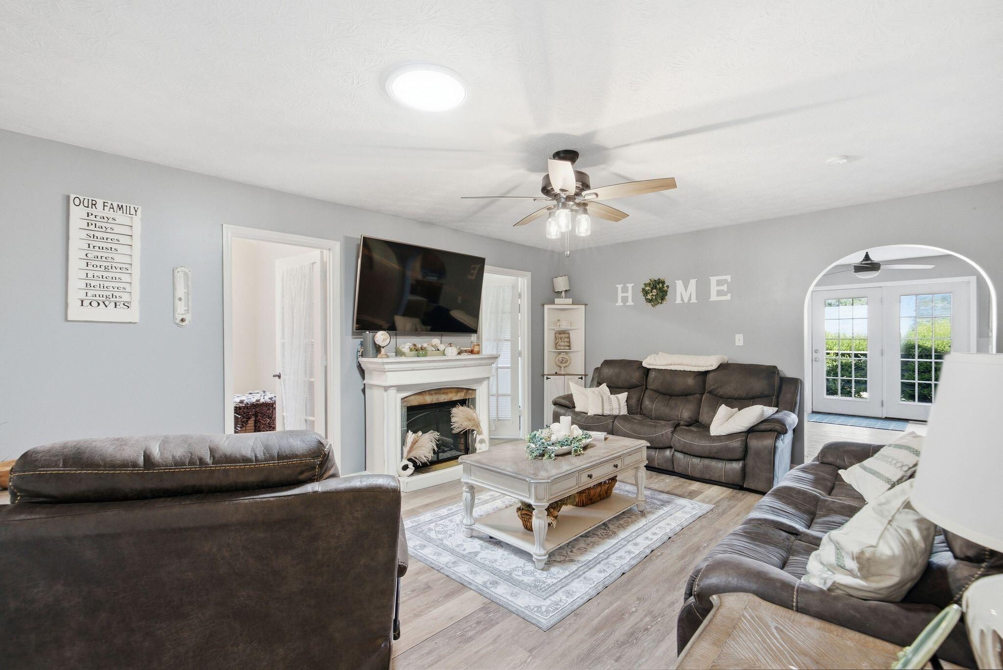 1300 Hurst School Road Property Photo 15