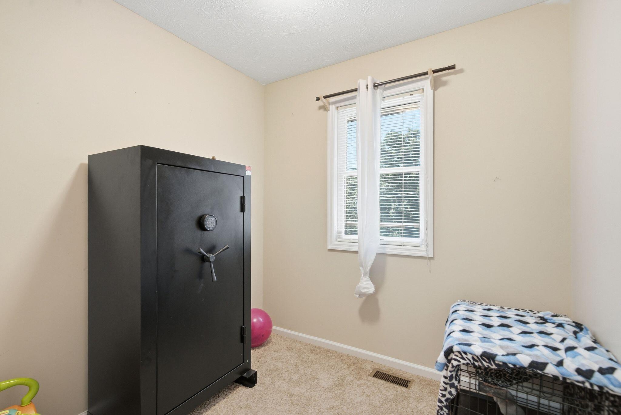 1300 Hurst School Road Property Photo 17