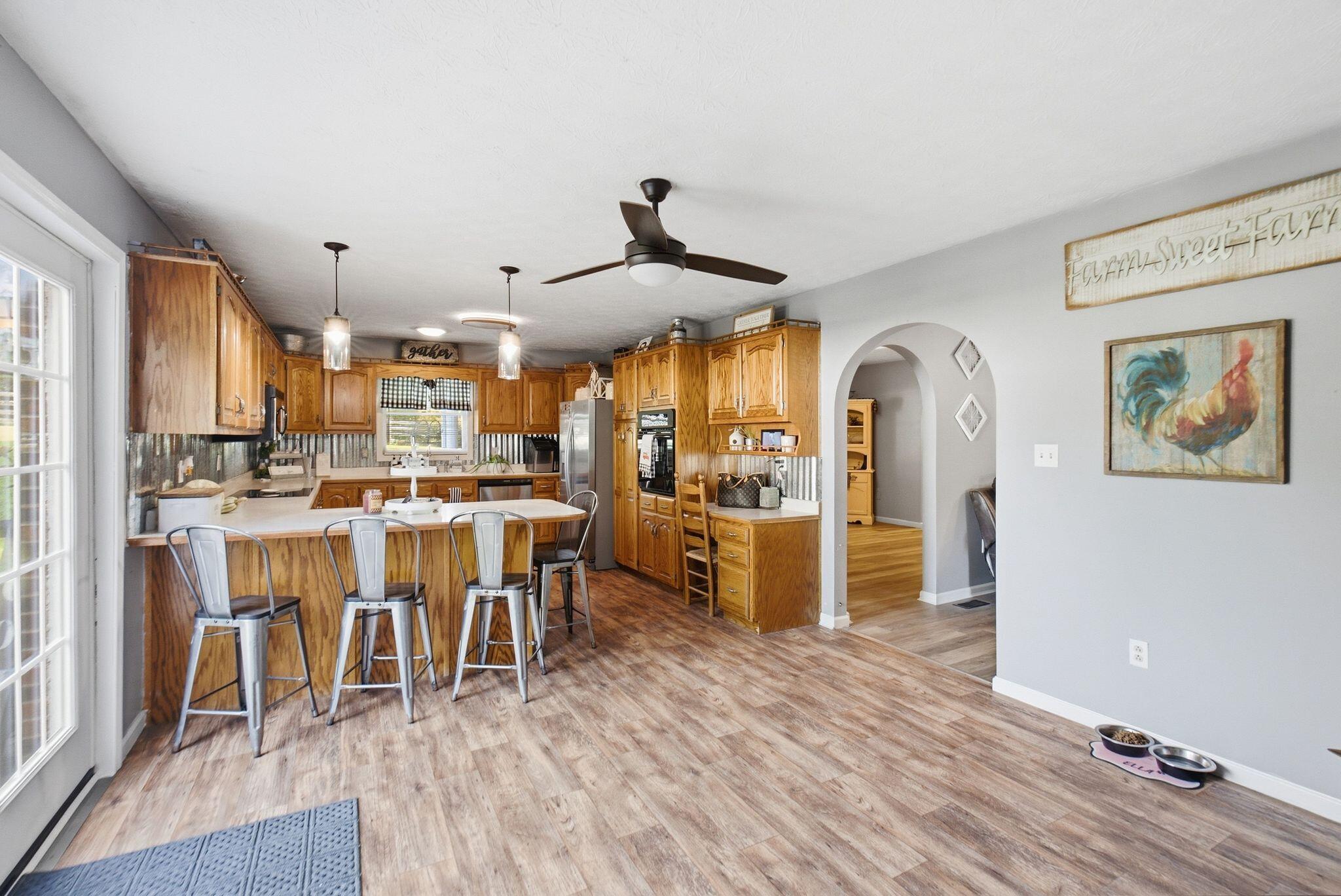 1300 Hurst School Road Property Photo 25